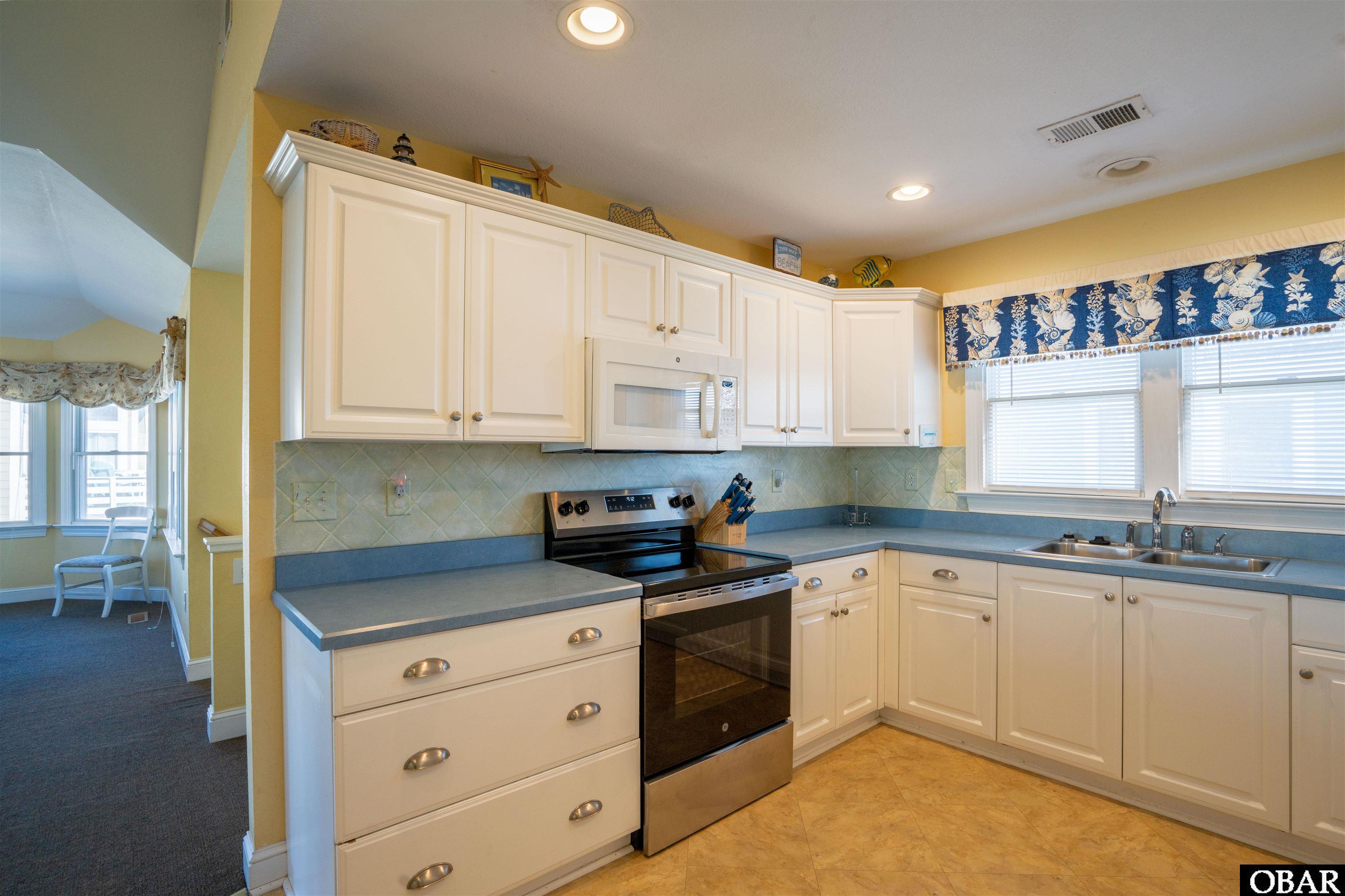 4910 Engagement Hill Loop, Nags Head, NC 27959, 8 Bedrooms Bedrooms, ,6 BathroomsBathrooms,Residential,For sale,Engagement Hill Loop,127413