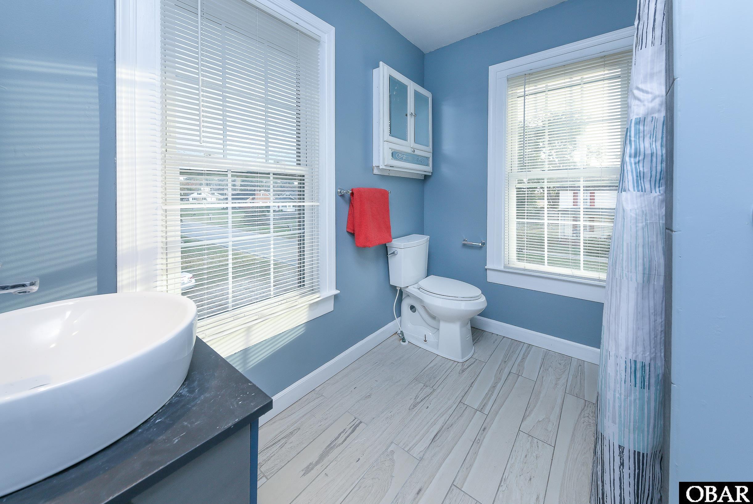 1308 Main Street, Elizabeth City, NC 27909, 3 Bedrooms Bedrooms, ,1 BathroomBathrooms,Residential,For sale,Main Street,127418