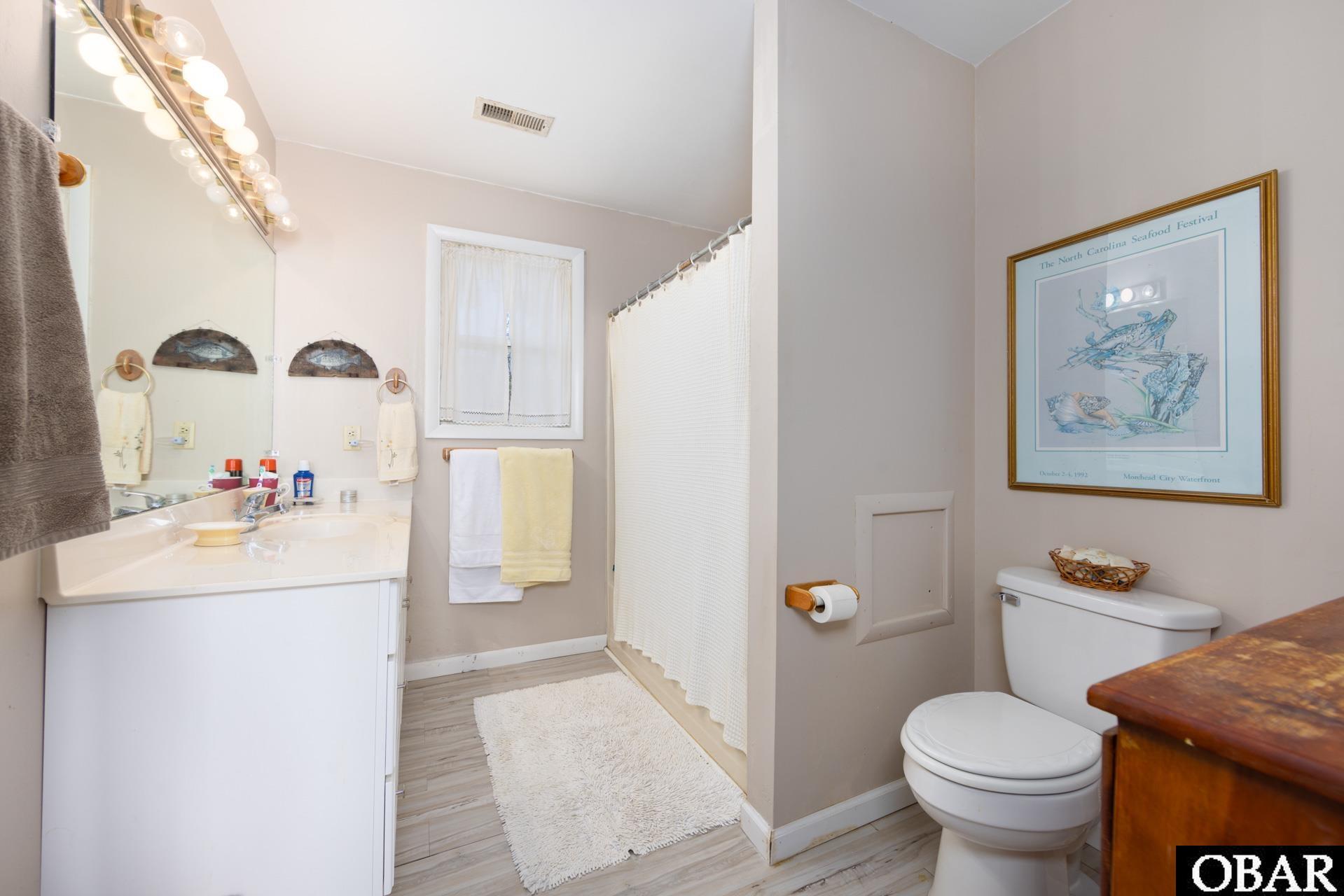 133 Bayview Drive, Stumpy Point, NC 27978, 3 Bedrooms Bedrooms, ,2 BathroomsBathrooms,Residential,For sale,Bayview Drive,127421