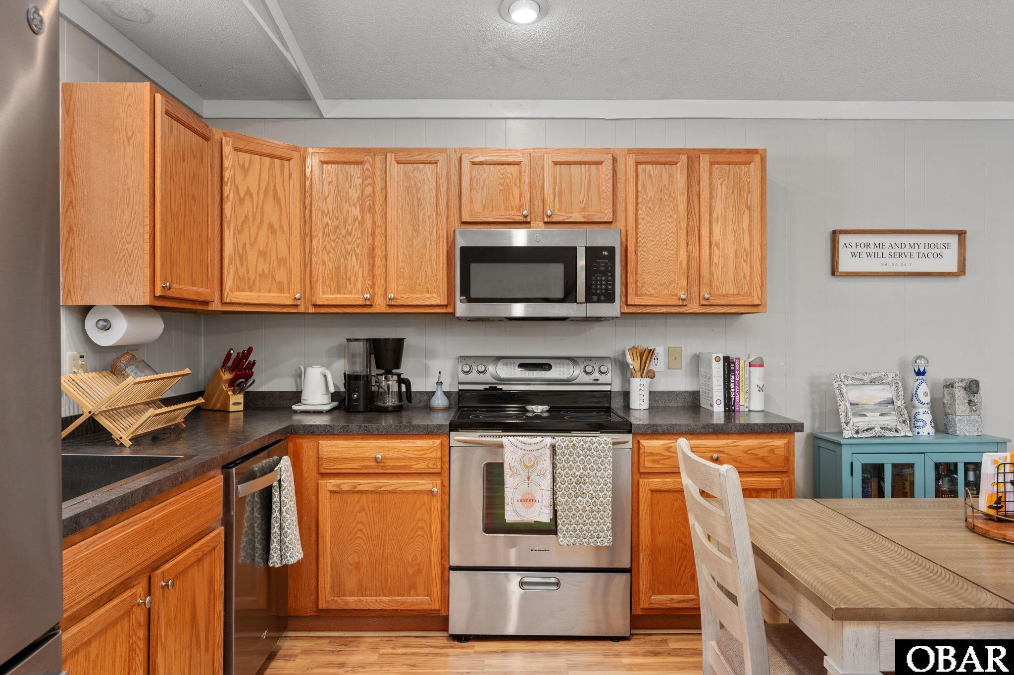 1718 Sea Swept Road, Kill Devil Hills, NC 27948, 2 Bedrooms Bedrooms, ,2 BathroomsBathrooms,Residential,For sale,Sea Swept Road,127427