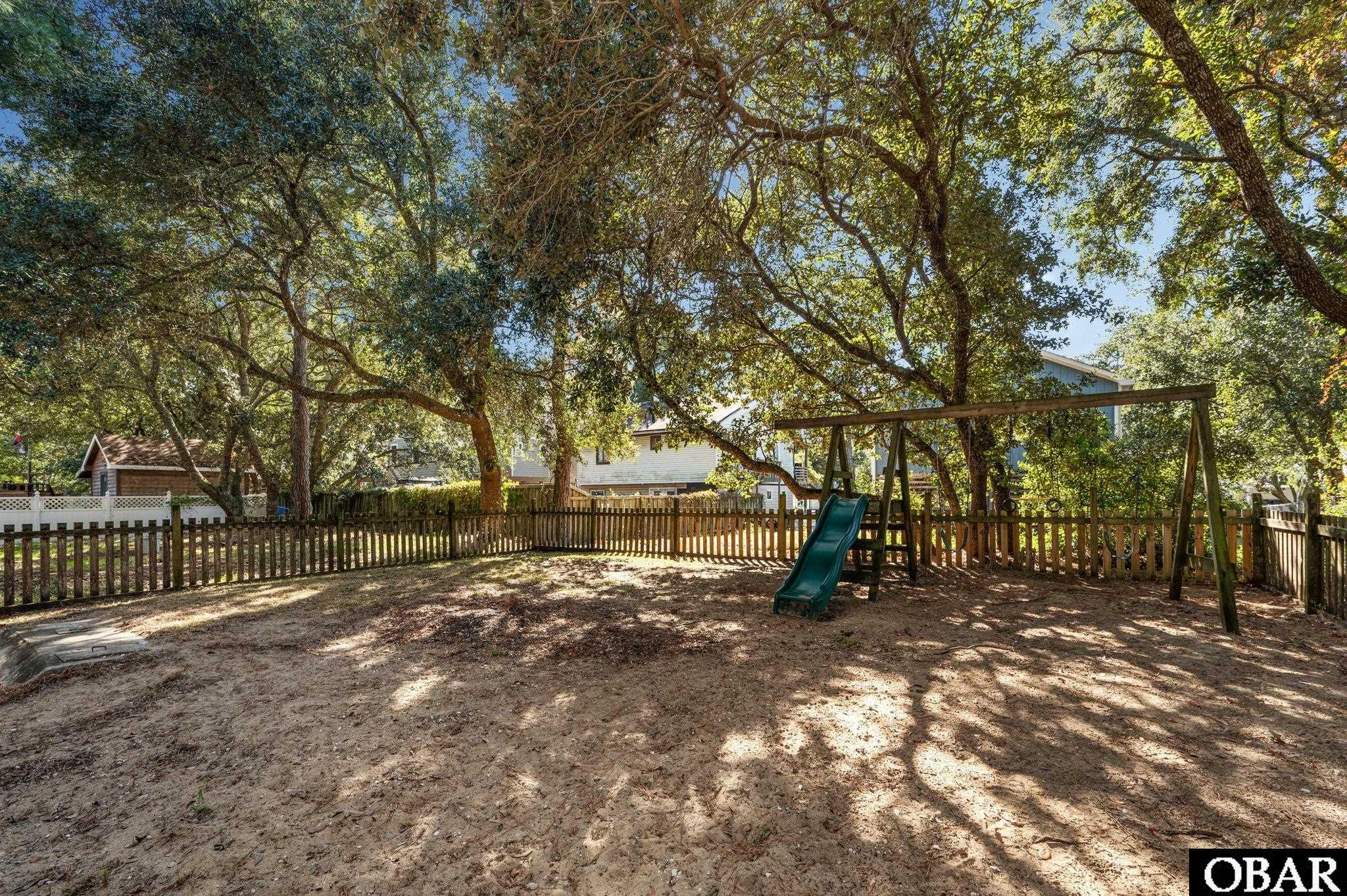 1718 Sea Swept Road, Kill Devil Hills, NC 27948, 2 Bedrooms Bedrooms, ,2 BathroomsBathrooms,Residential,For sale,Sea Swept Road,127427