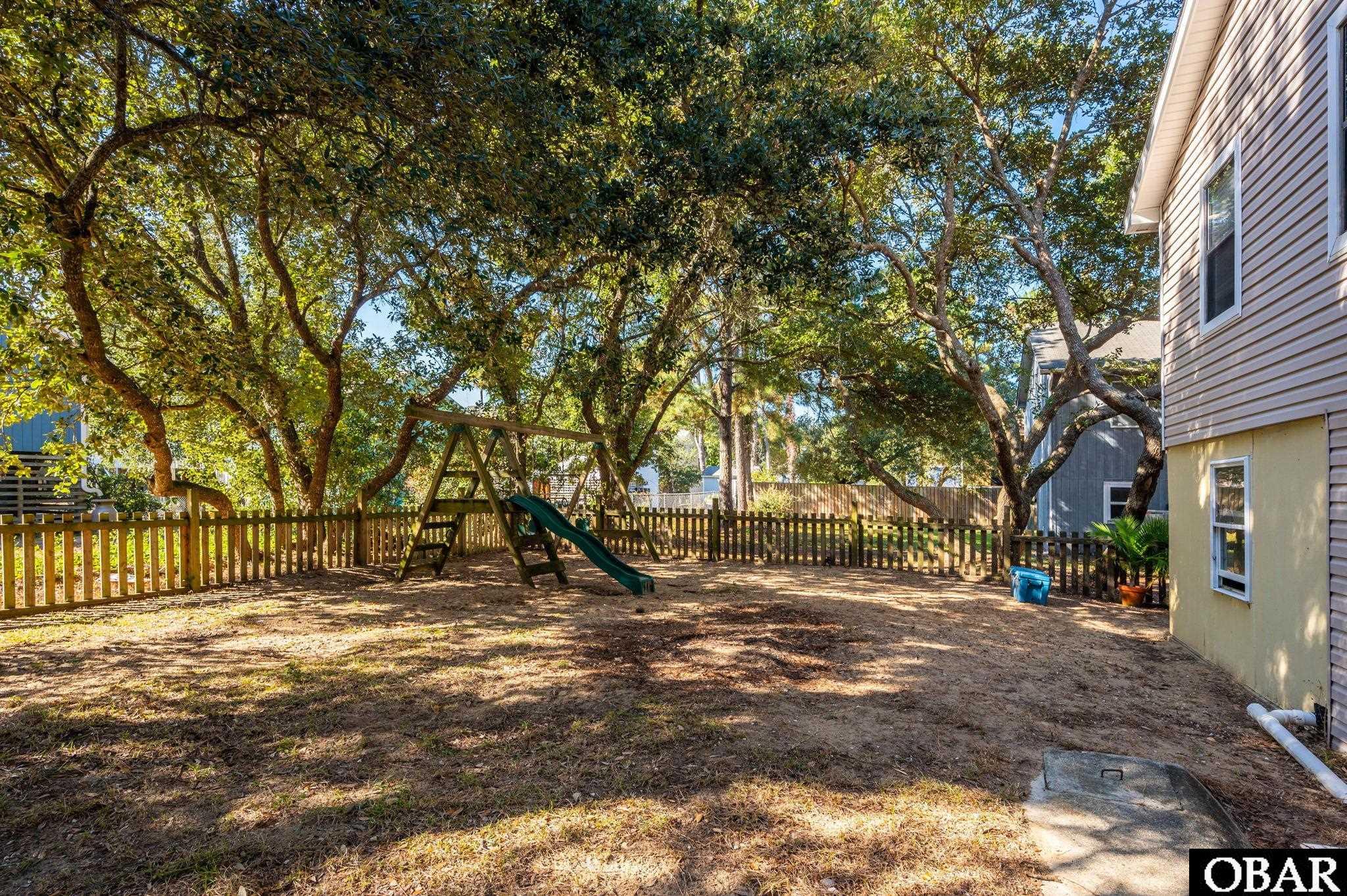 1718 Sea Swept Road, Kill Devil Hills, NC 27948, 2 Bedrooms Bedrooms, ,2 BathroomsBathrooms,Residential,For sale,Sea Swept Road,127427