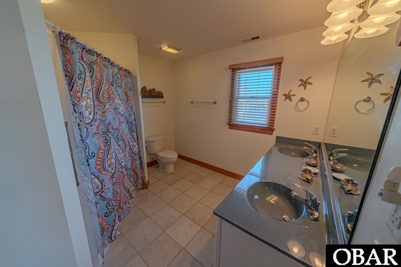 23100 Joe Bell Lane, Rodanthe, NC 27968, 5 Bedrooms Bedrooms, ,5 BathroomsBathrooms,Residential,For sale,Joe Bell Lane,127434
