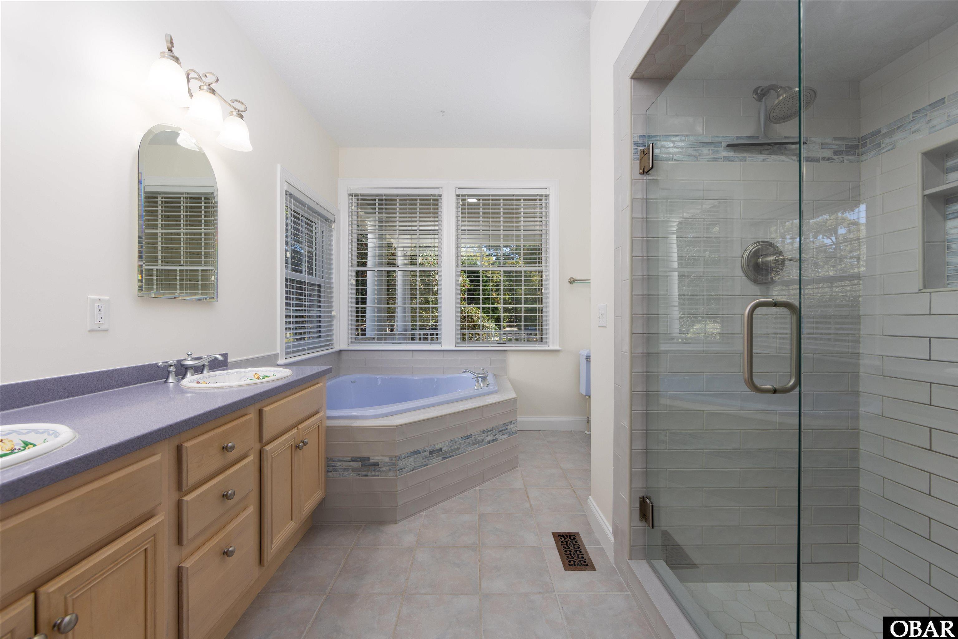 1052 Martins Point Road, Kitty Hawk, NC 27949, 4 Bedrooms Bedrooms, ,4 BathroomsBathrooms,Residential,For sale,Martins Point Road,127437