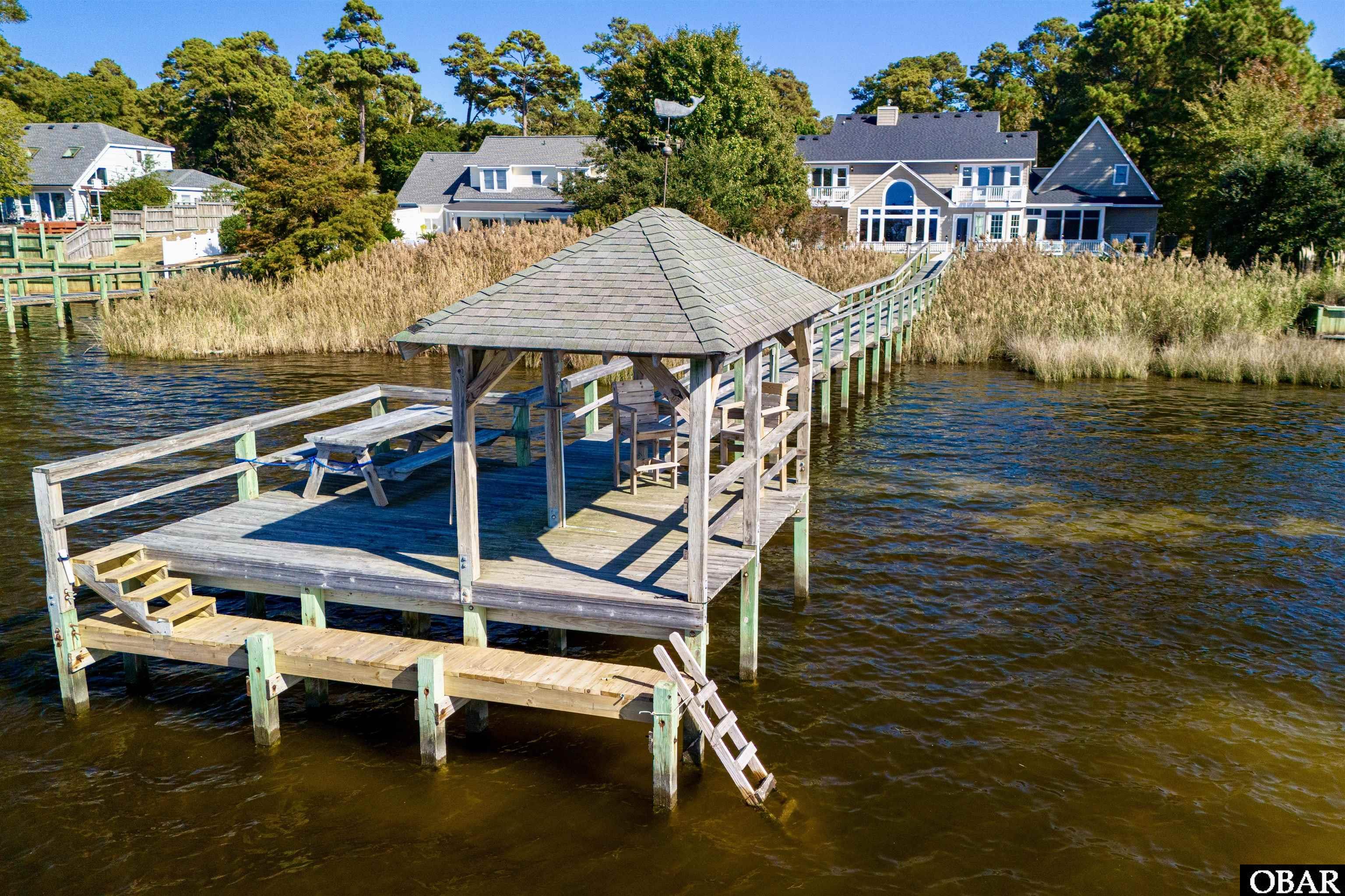 1052 Martins Point Road, Kitty Hawk, NC 27949, 4 Bedrooms Bedrooms, ,4 BathroomsBathrooms,Residential,For sale,Martins Point Road,127437