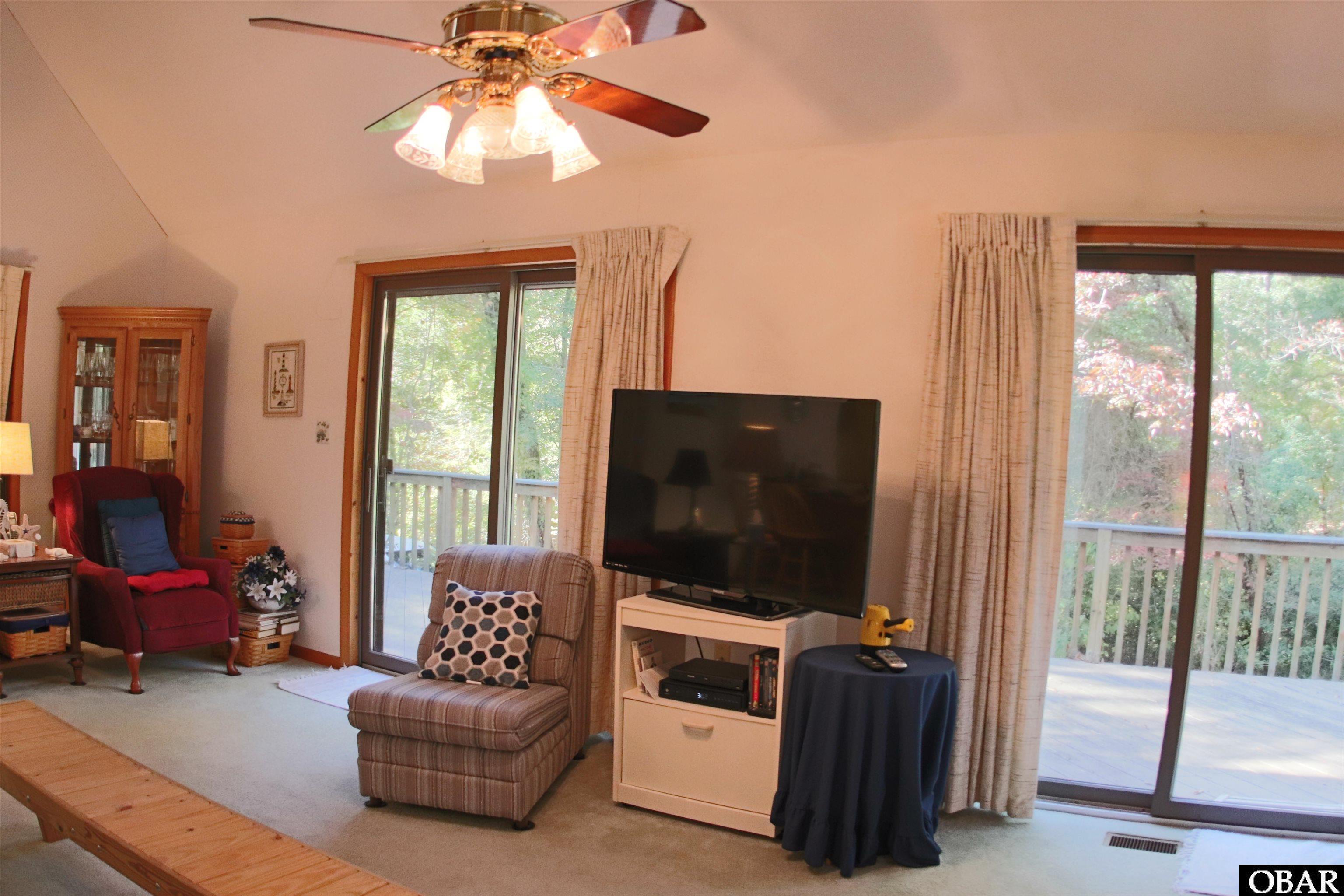 116 Twisted Tree Court, Kitty Hawk, NC 27949, 3 Bedrooms Bedrooms, ,2 BathroomsBathrooms,Residential,For sale,Twisted Tree Court,127440