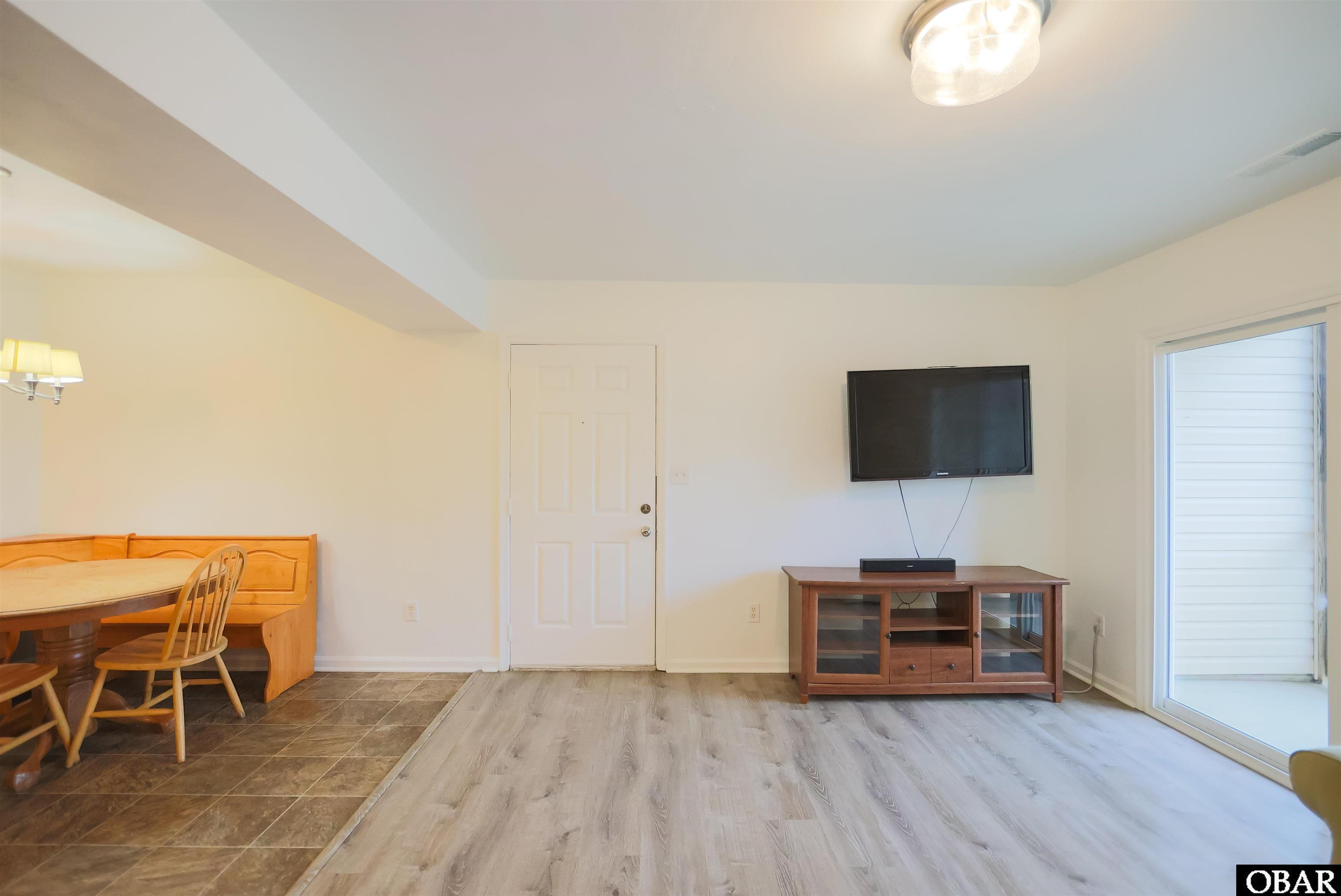 815 Caroline Court, Corolla, NC 27927, 2 Bedrooms Bedrooms, ,2 BathroomsBathrooms,Residential,For sale,Caroline Court,127443