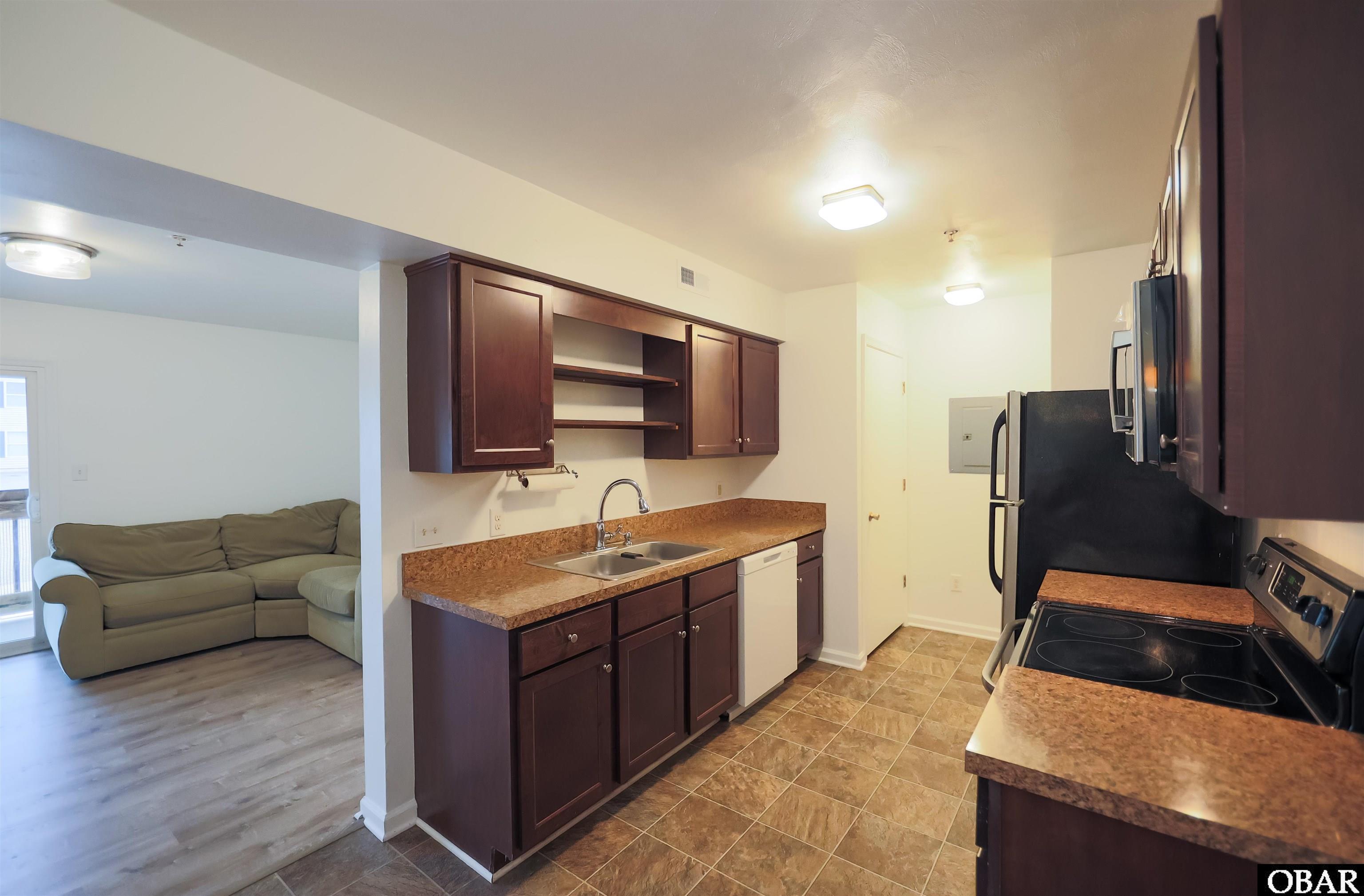 815 Caroline Court, Corolla, NC 27927, 2 Bedrooms Bedrooms, ,2 BathroomsBathrooms,Residential,For sale,Caroline Court,127443