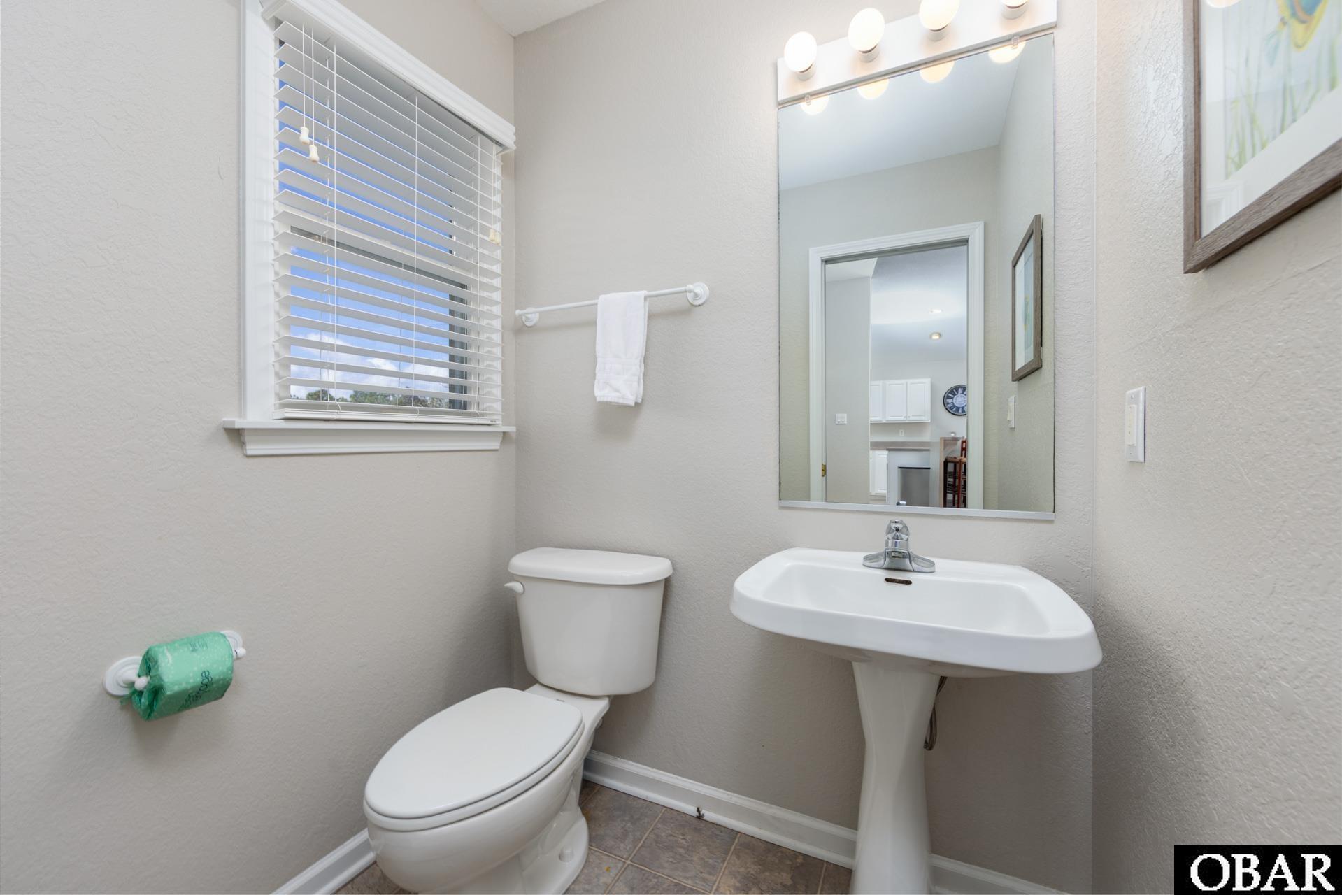 841 Golden Bluff Way, Corolla, NC 27927, 6 Bedrooms Bedrooms, ,5 BathroomsBathrooms,Residential,For sale,Golden Bluff Way,127444