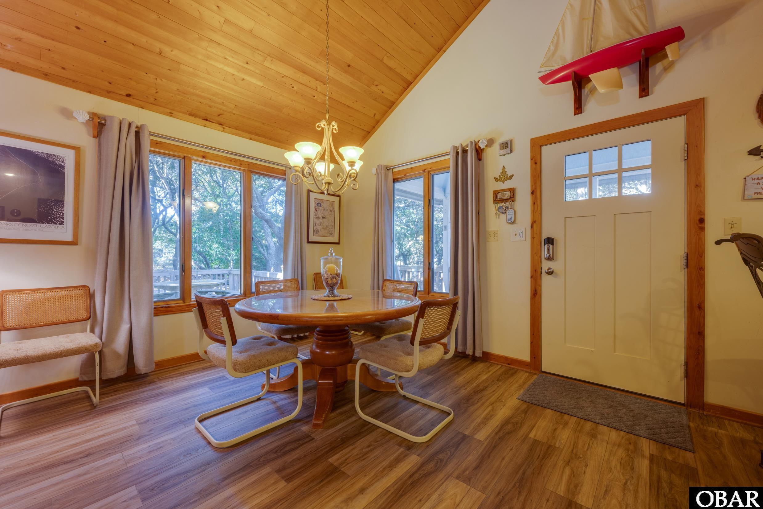 198 Duck Road, Southern Shores, NC 27949, 3 Bedrooms Bedrooms, ,2 BathroomsBathrooms,Residential,For sale,Duck Road,127449