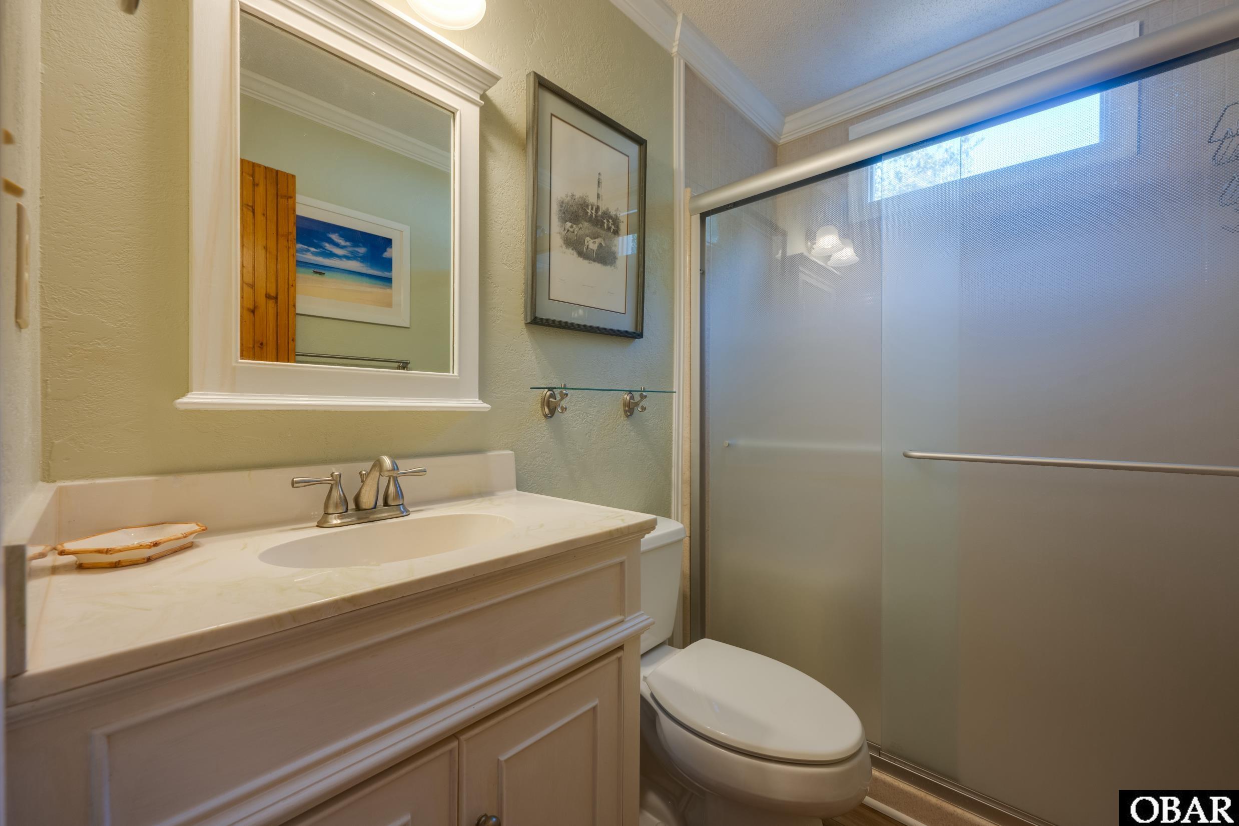 198 Duck Road, Southern Shores, NC 27949, 3 Bedrooms Bedrooms, ,2 BathroomsBathrooms,Residential,For sale,Duck Road,127449
