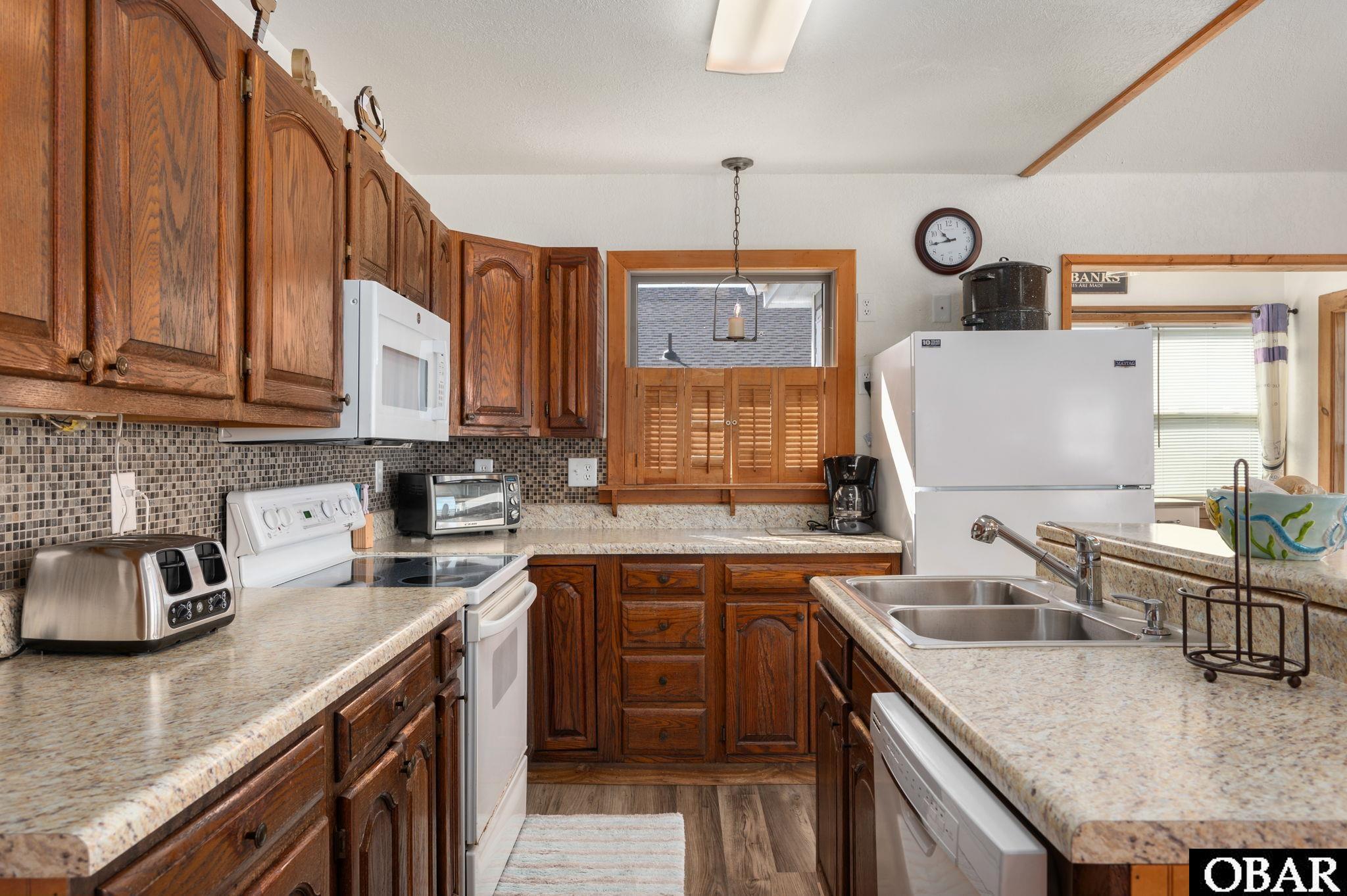 1605 Harbour View Drive, Kill Devil Hills, NC 27948, 3 Bedrooms Bedrooms, ,2 BathroomsBathrooms,Residential,For sale,Harbour View Drive,127450
