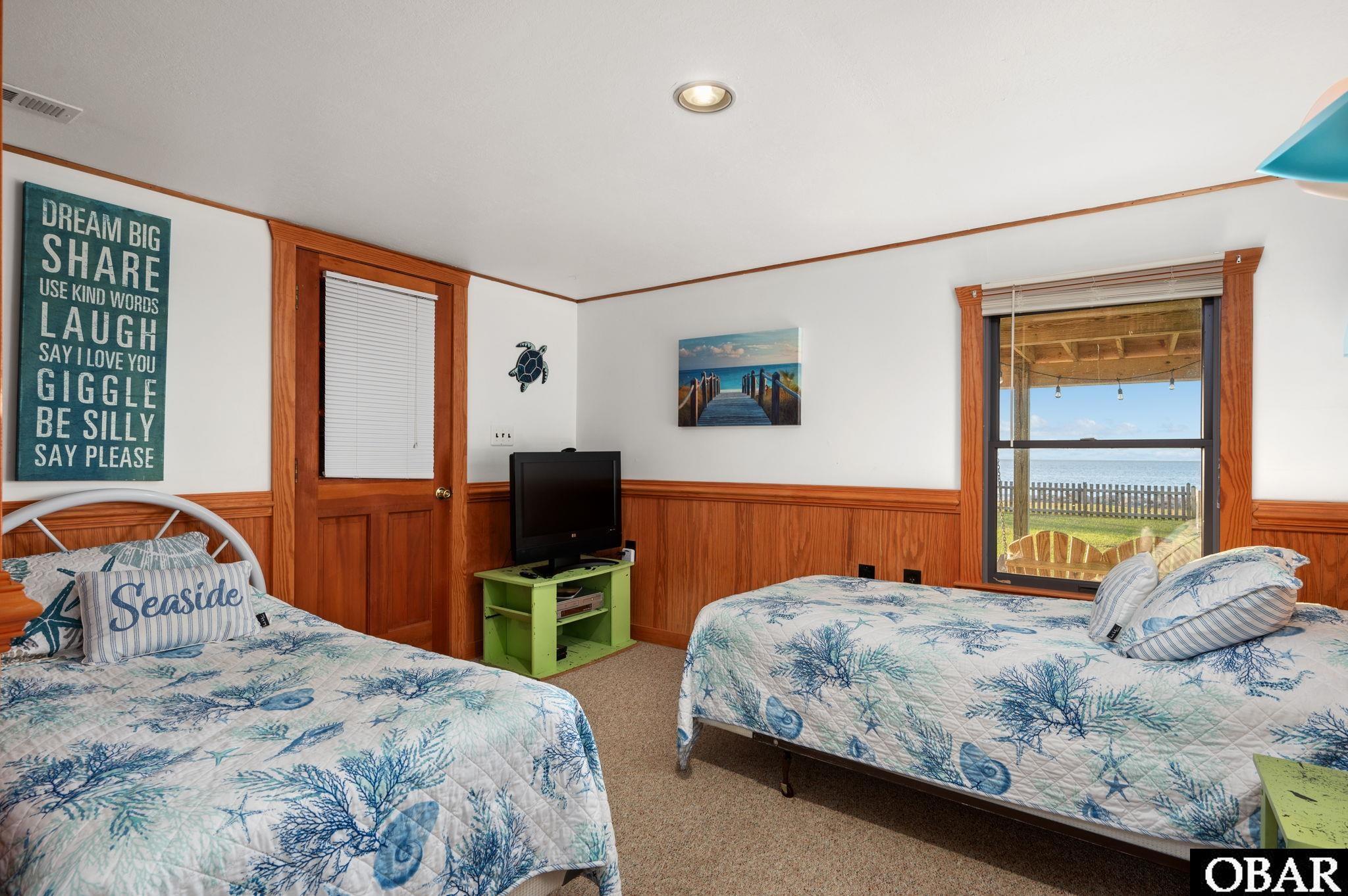 1605 Harbour View Drive, Kill Devil Hills, NC 27948, 3 Bedrooms Bedrooms, ,2 BathroomsBathrooms,Residential,For sale,Harbour View Drive,127450