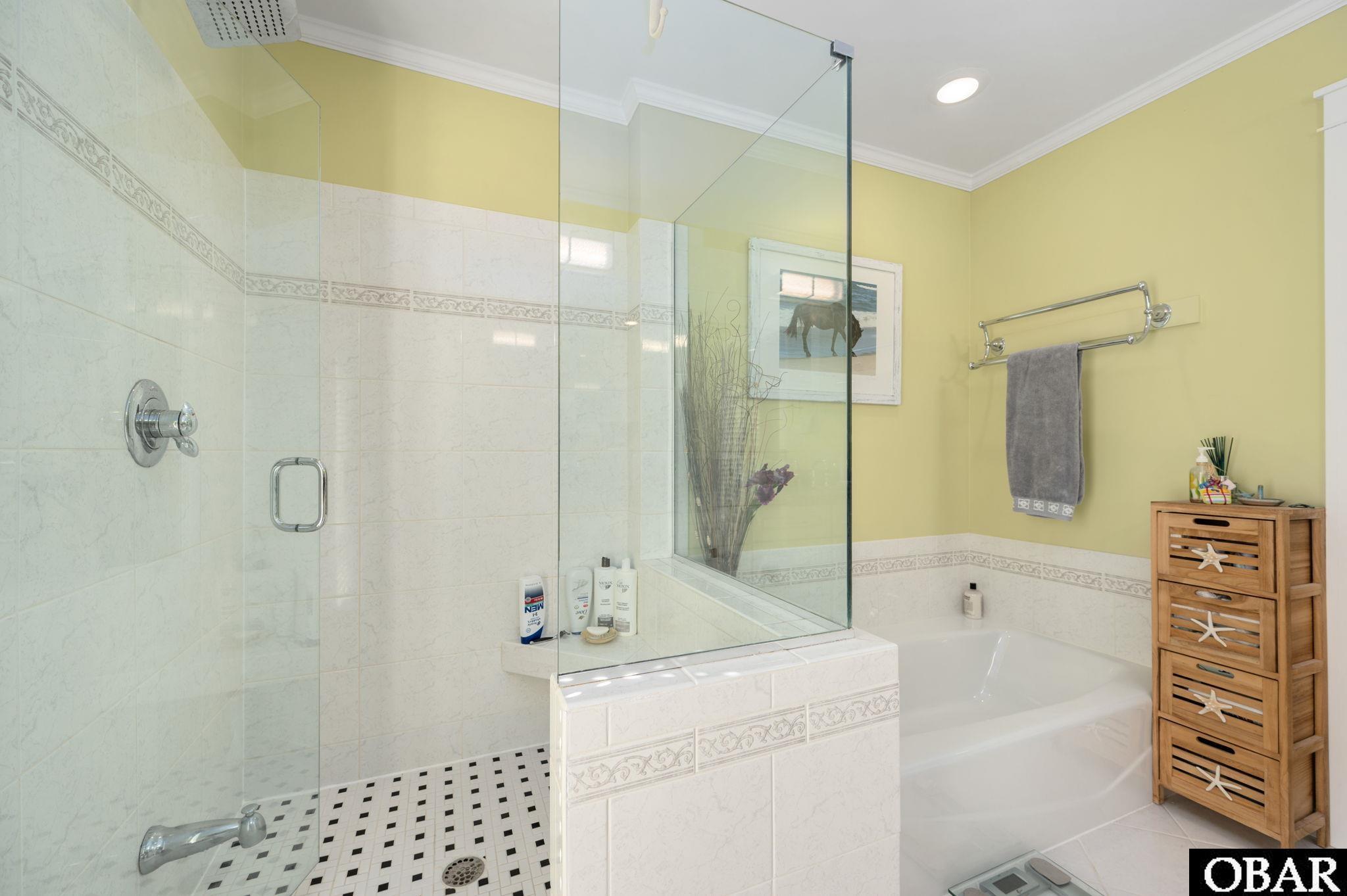 68 Fairway Drive, Southern Shores, NC 27949, 3 Bedrooms Bedrooms, ,3 BathroomsBathrooms,Residential,For sale,Fairway Drive,127456