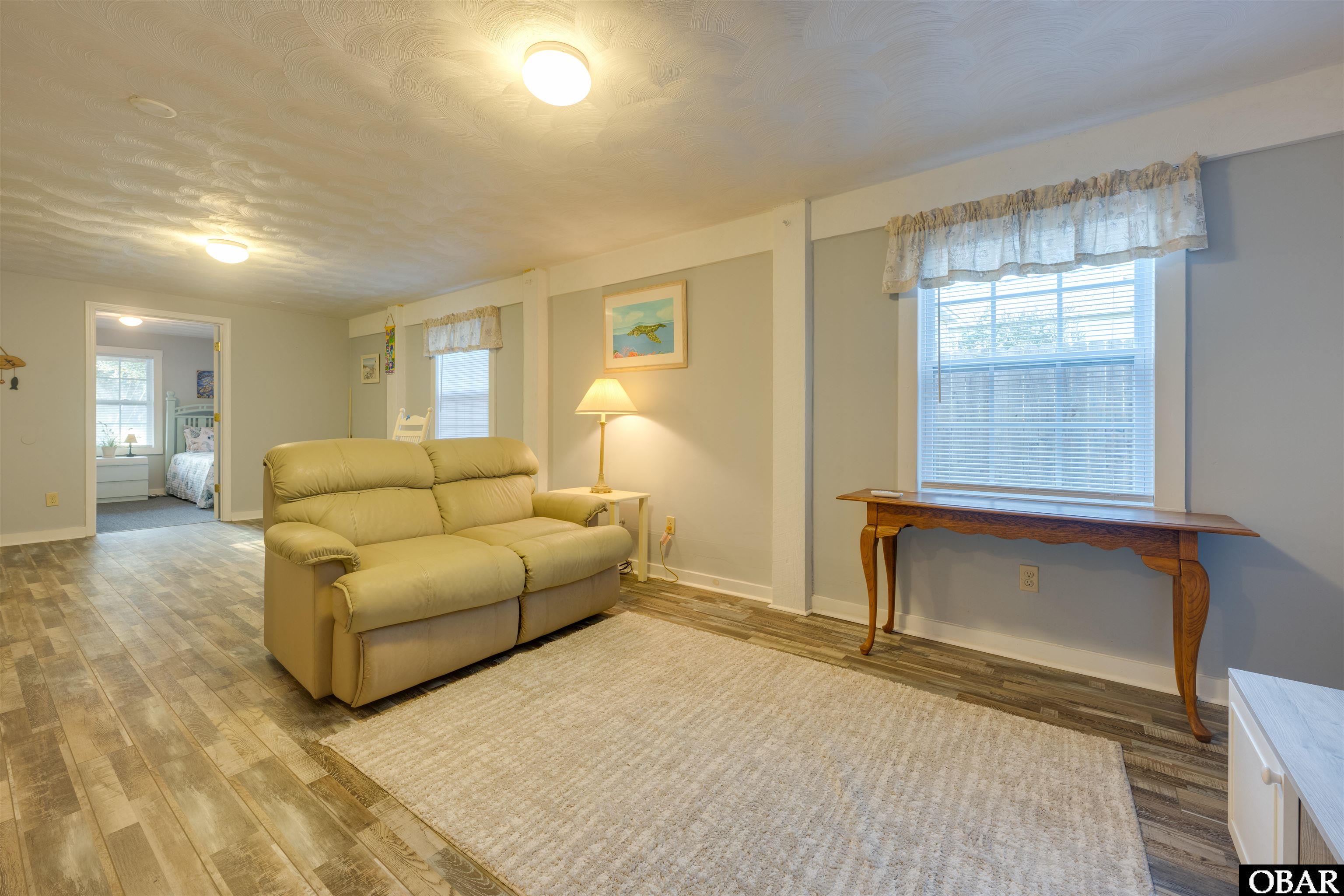 1703 Sioux Street, Kill Devil Hills, NC 27948, 4 Bedrooms Bedrooms, ,2 BathroomsBathrooms,Residential,For sale,Sioux Street,127466