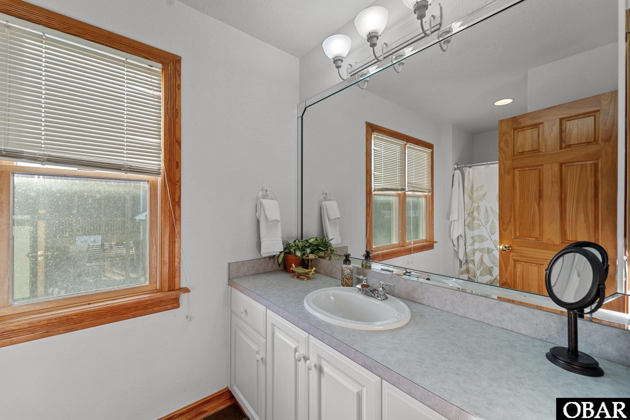 748 Sea Horse Court, Corolla, NC 27927, 5 Bedrooms Bedrooms, ,4 BathroomsBathrooms,Residential,For sale,Sea Horse Court,127472