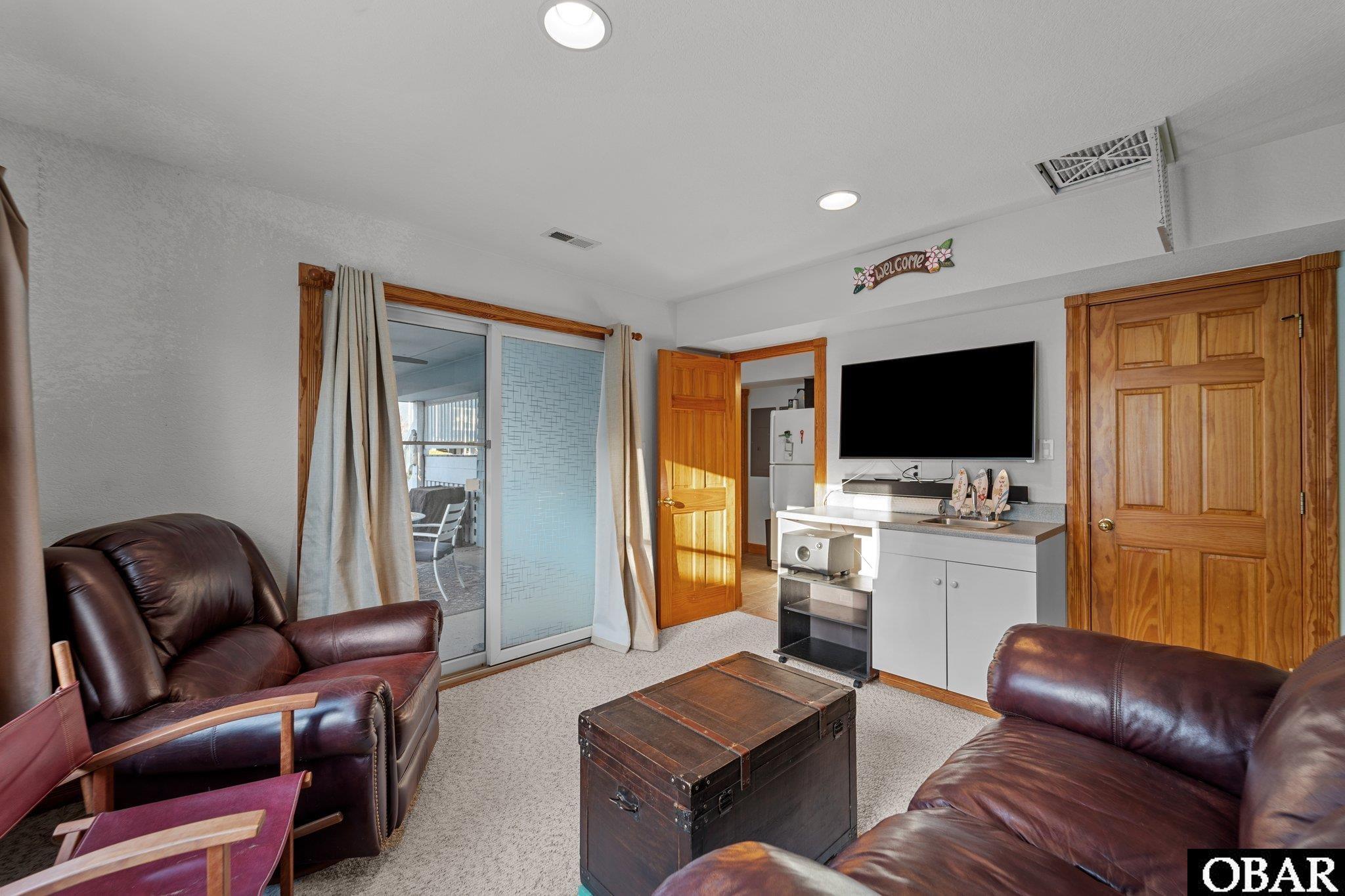 748 Sea Horse Court, Corolla, NC 27927, 5 Bedrooms Bedrooms, ,4 BathroomsBathrooms,Residential,For sale,Sea Horse Court,127472