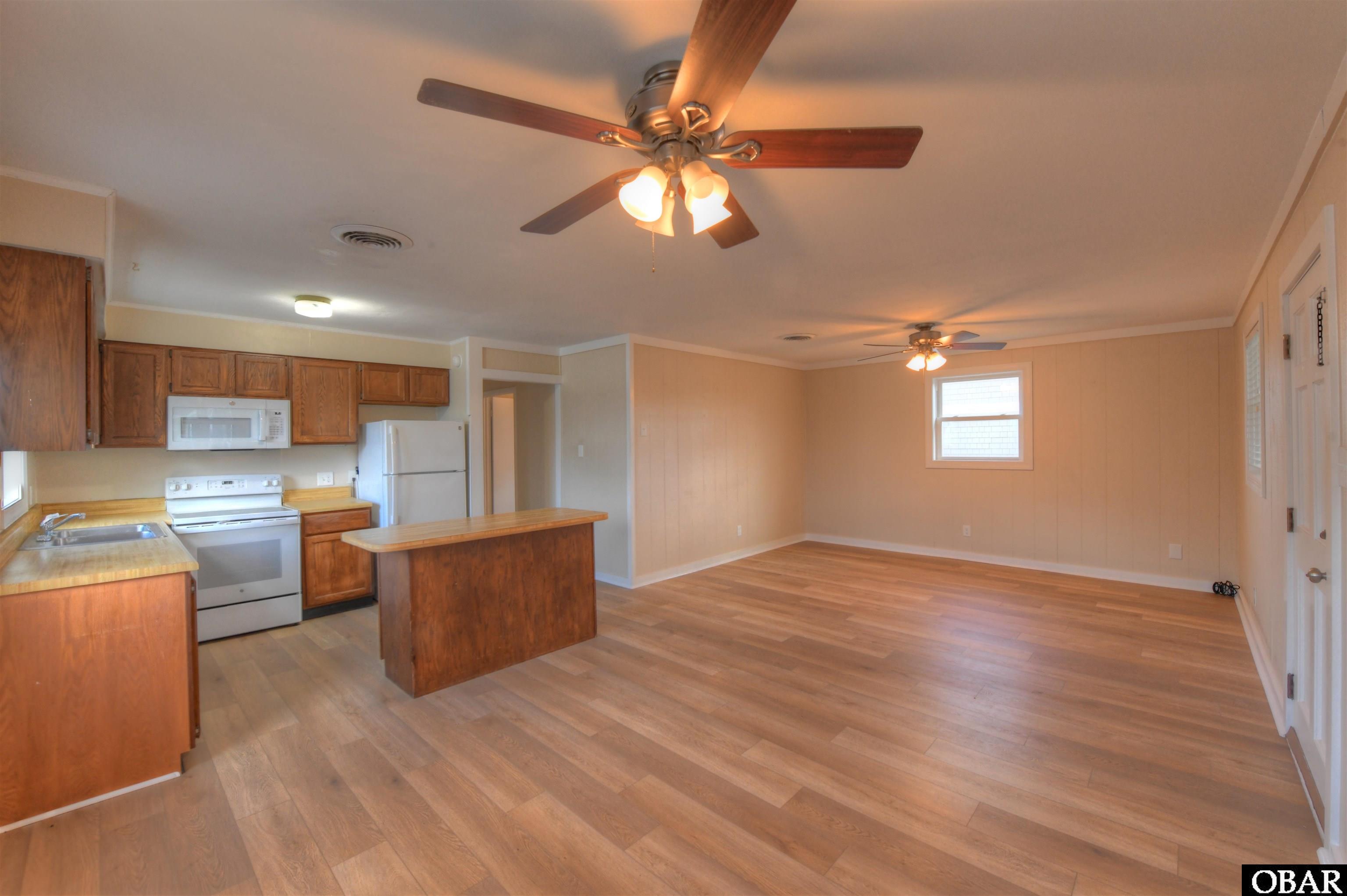 132 Bayberry Drive, Duck, NC 27949, 4 Bedrooms Bedrooms, ,2 BathroomsBathrooms,Residential,For sale,Bayberry Drive,127473
