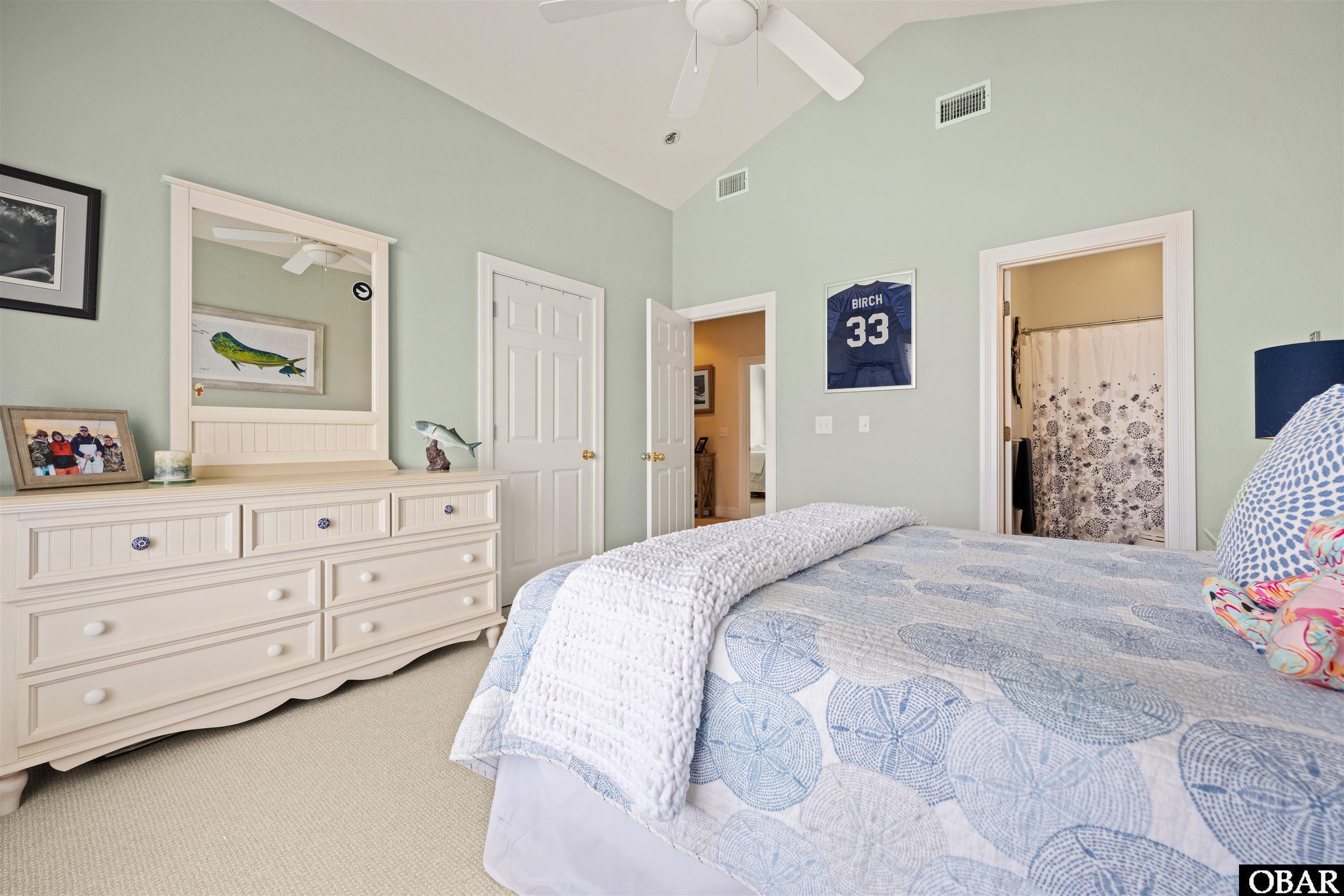 202 Sailfish Drive, Manteo, NC 27954, 4 Bedrooms Bedrooms, ,3 BathroomsBathrooms,Residential,For sale,Sailfish Drive,127480