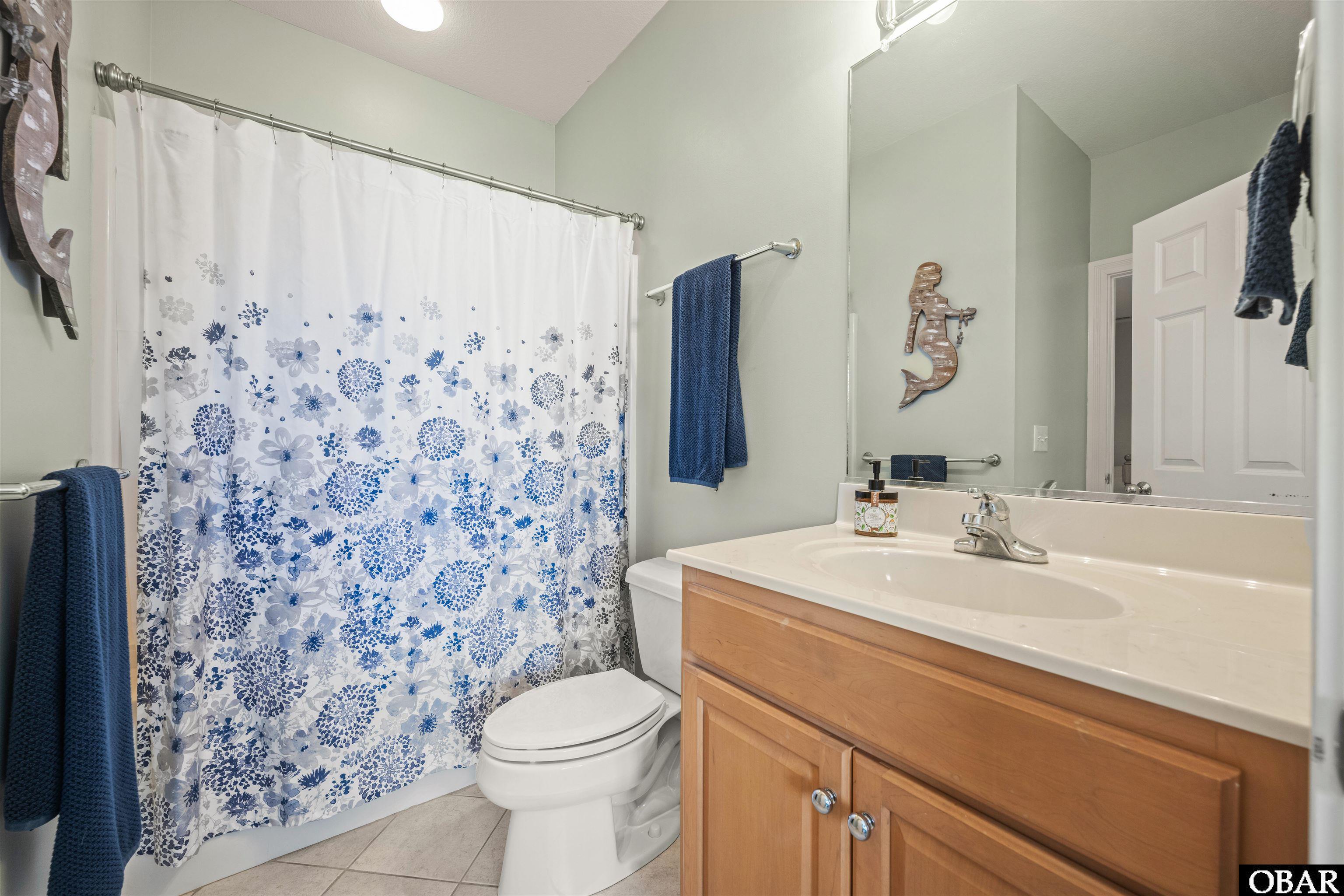 202 Sailfish Drive, Manteo, NC 27954, 4 Bedrooms Bedrooms, ,3 BathroomsBathrooms,Residential,For sale,Sailfish Drive,127480