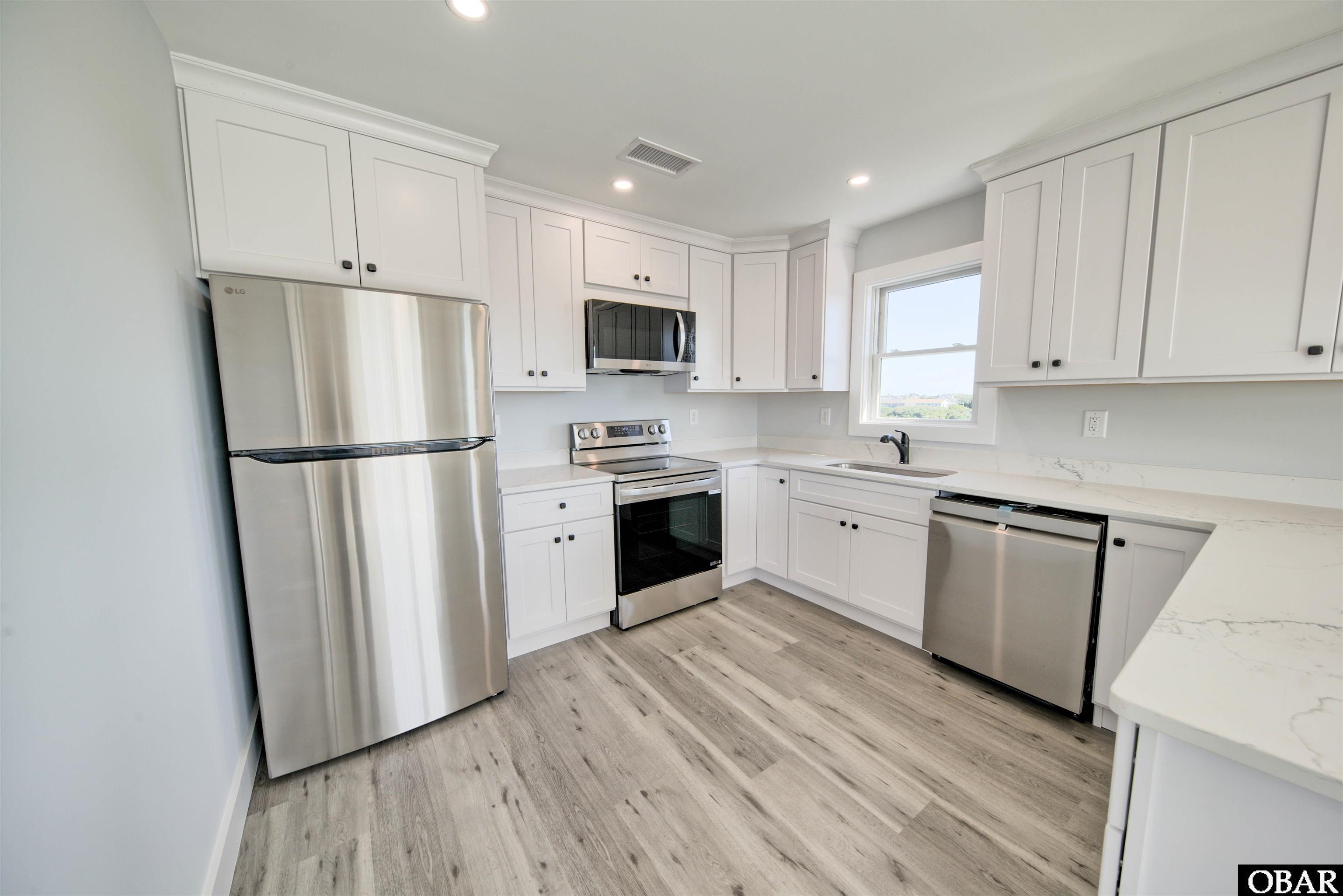 56185 Cedar Ave, Hatteras, NC 27943, 2 Bedrooms Bedrooms, ,2 BathroomsBathrooms,Residential,For sale,Cedar Ave,127496