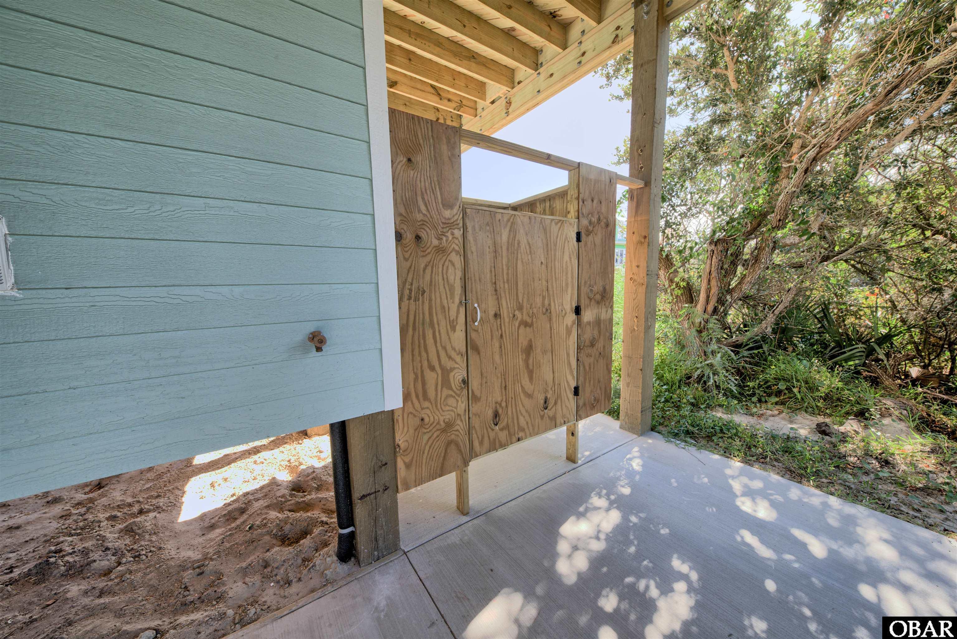 56185 Cedar Ave, Hatteras, NC 27943, 2 Bedrooms Bedrooms, ,2 BathroomsBathrooms,Residential,For sale,Cedar Ave,127496