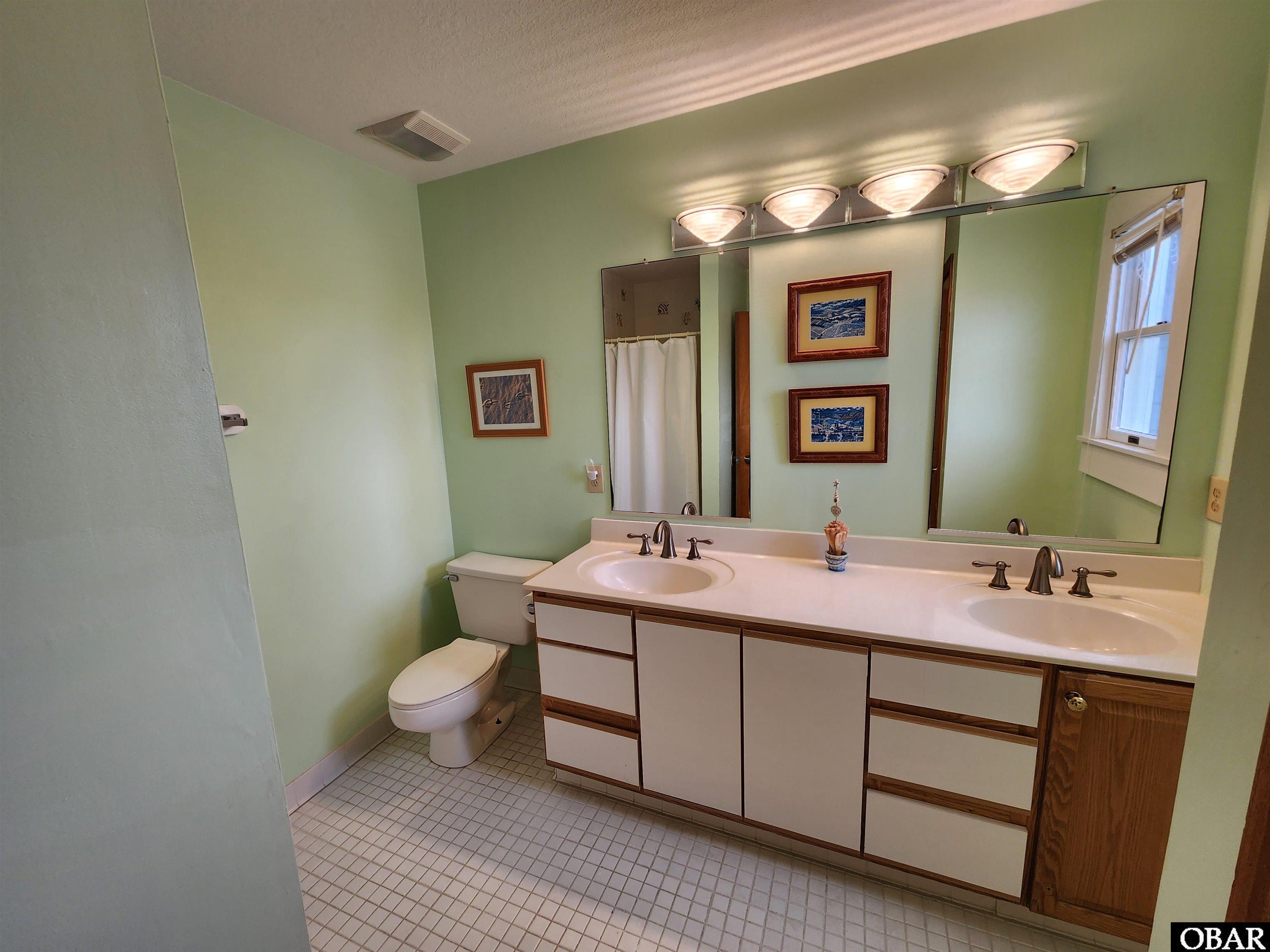 46215 Tower Circle Road, Buxton, NC 27920, 5 Bedrooms Bedrooms, ,5 BathroomsBathrooms,Residential,For sale,Tower Circle Road,127497