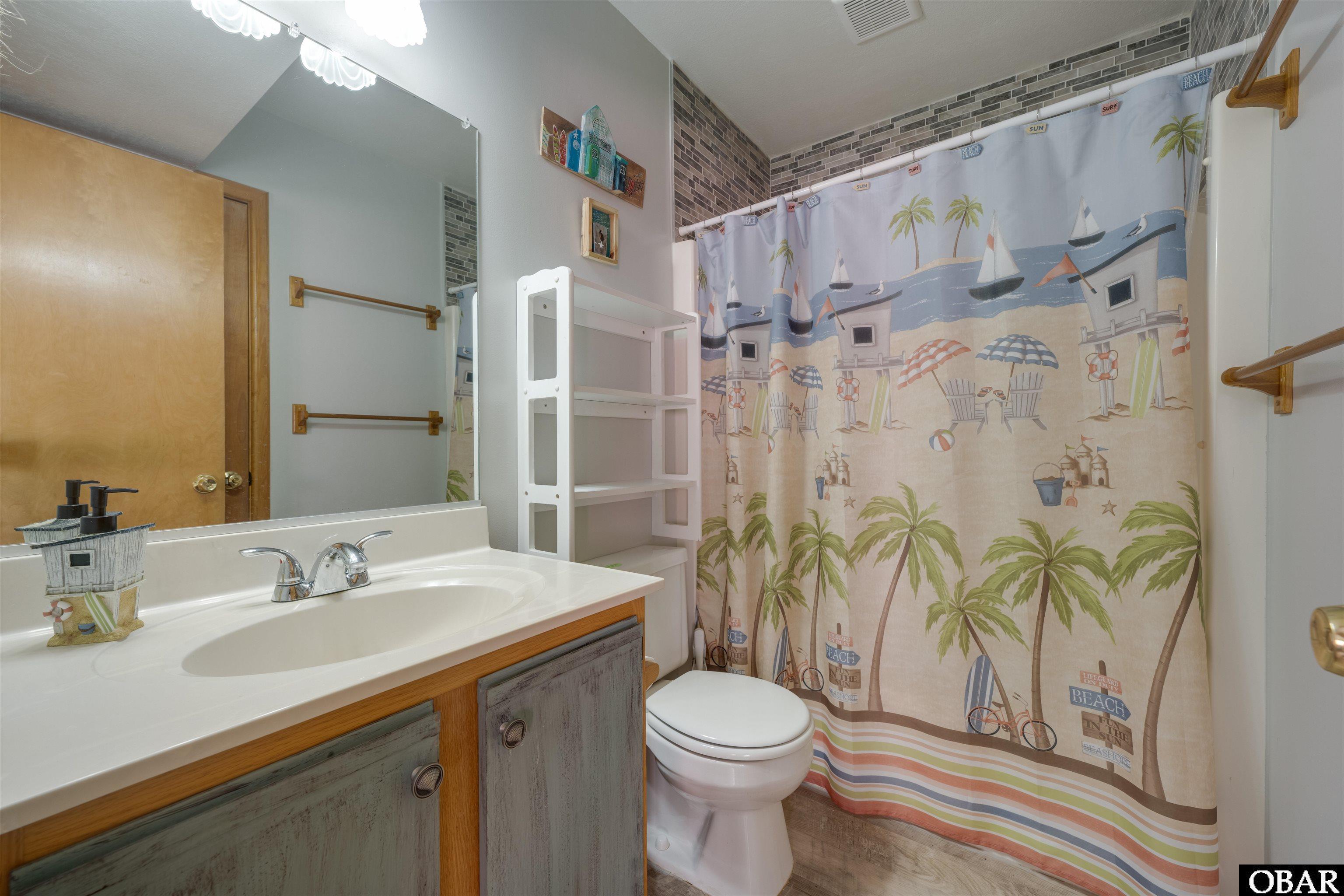 5008 Virginia Dare Trail, Kitty Hawk, NC 27949, 3 Bedrooms Bedrooms, ,2 BathroomsBathrooms,Residential,For sale,Virginia Dare Trail,127500