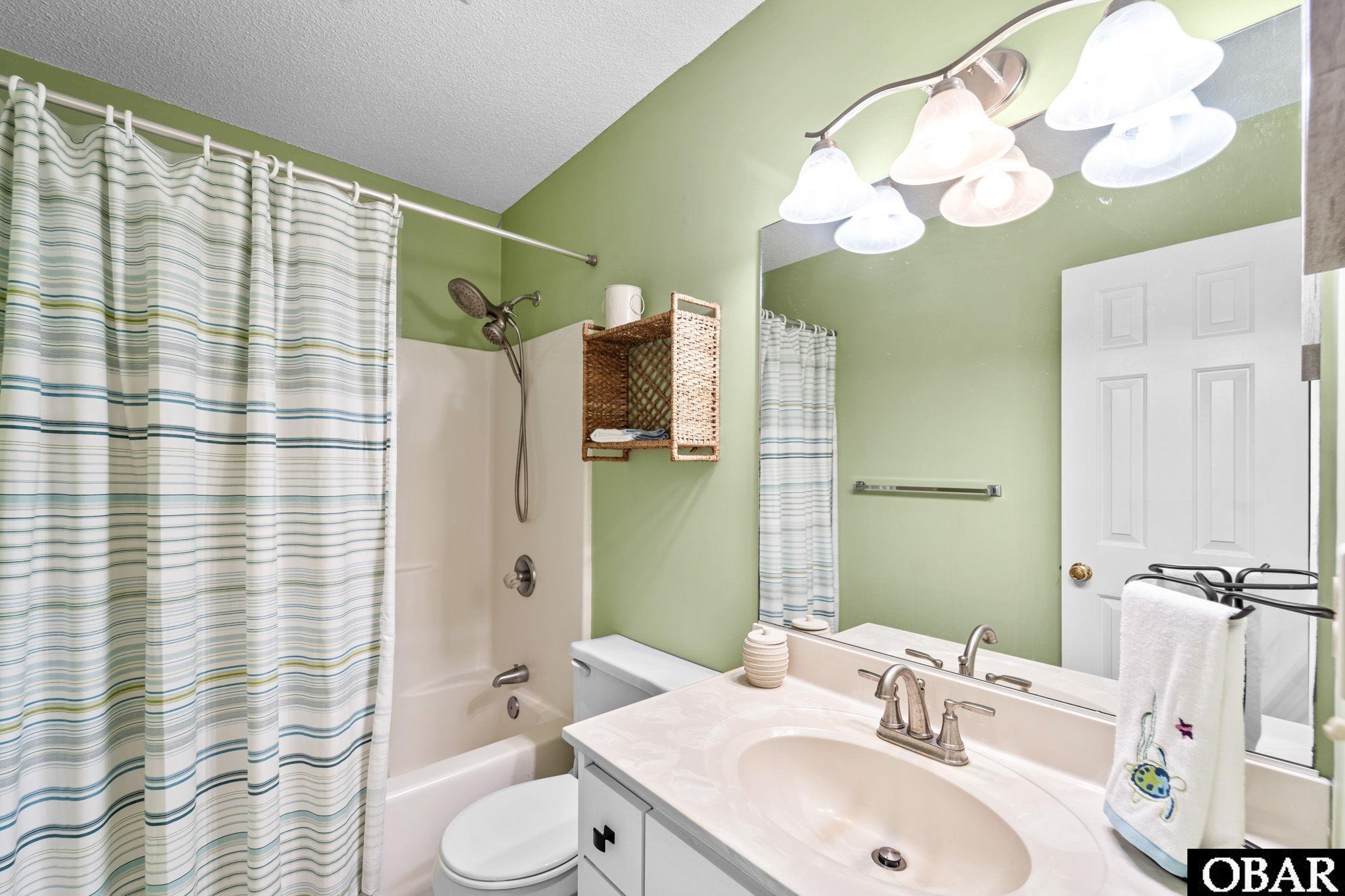700 First Street, Kill Devil Hills, NC 27948, 2 Bedrooms Bedrooms, ,2 BathroomsBathrooms,Residential,For sale,First Street,127504