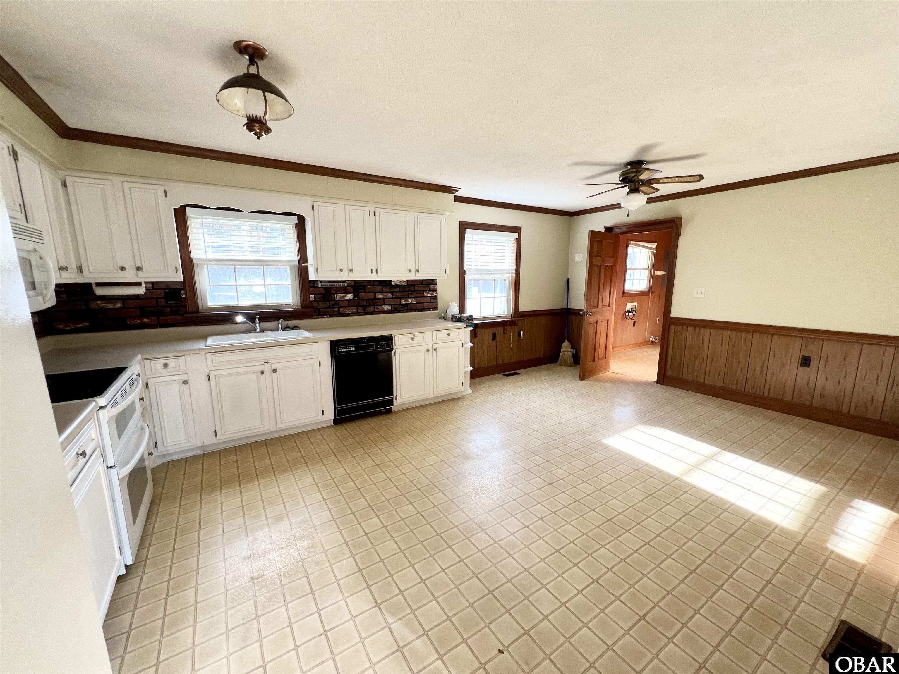128 Creefs Ridge Road, Manteo, NC 27954-9654, 3 Bedrooms Bedrooms, ,2 BathroomsBathrooms,Residential,For sale,Creefs Ridge Road,127511