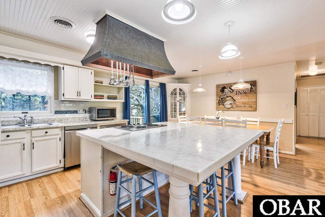 15 Seventh Avenue, Southern Shores, NC 27949, 5 Bedrooms Bedrooms, ,3 BathroomsBathrooms,Residential,For sale,Seventh Avenue,127512