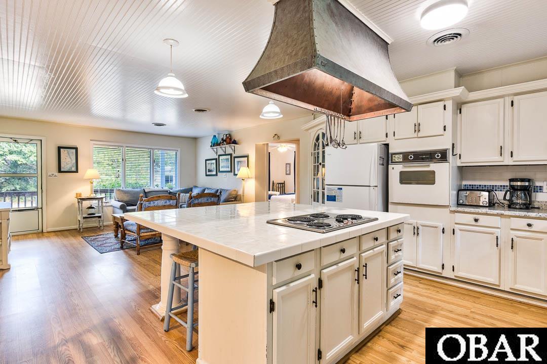15 Seventh Avenue, Southern Shores, NC 27949, 5 Bedrooms Bedrooms, ,3 BathroomsBathrooms,Residential,For sale,Seventh Avenue,127512