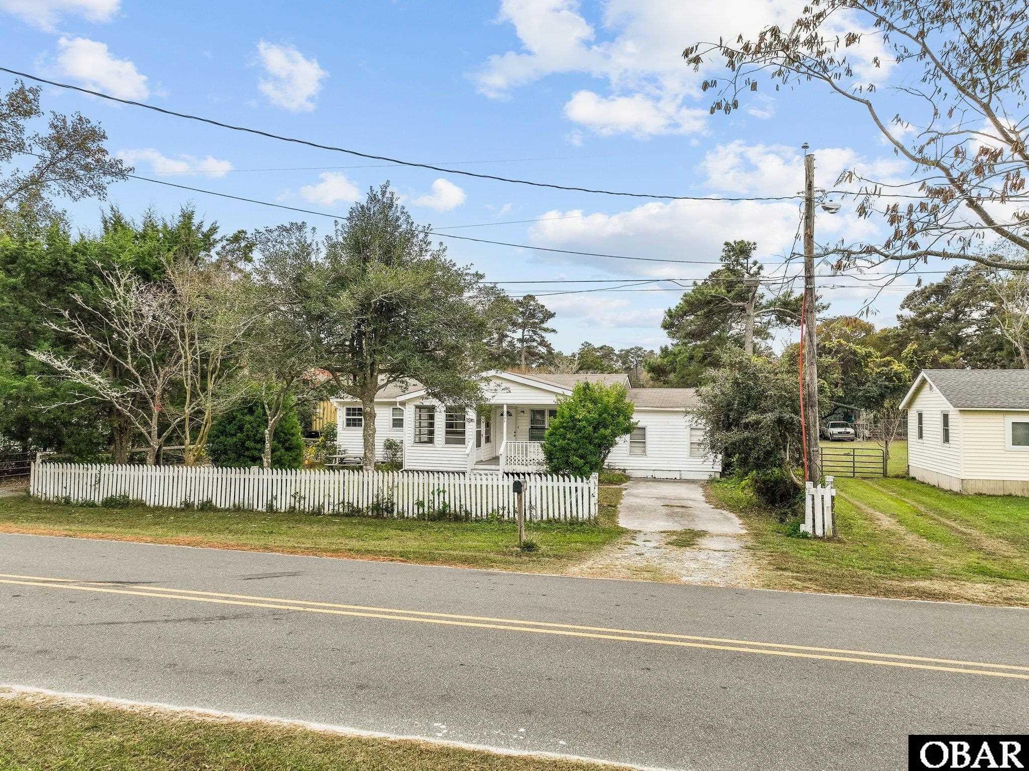 1036 George Daniels Road, Manteo, NC 27954, 3 Bedrooms Bedrooms, ,2 BathroomsBathrooms,Residential,For sale,George Daniels Road,127513