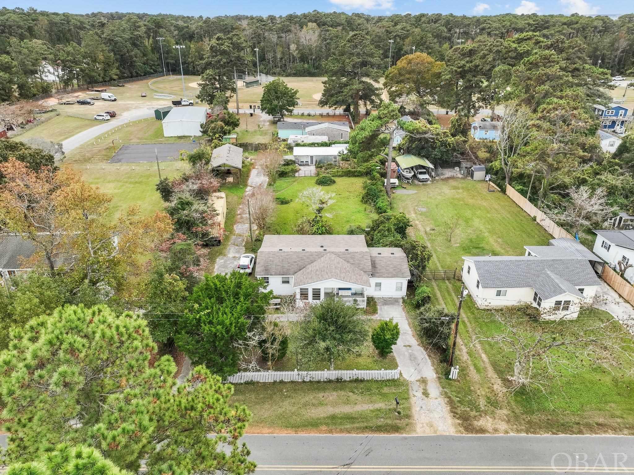 1036 George Daniels Road, Manteo, NC 27954, 3 Bedrooms Bedrooms, ,2 BathroomsBathrooms,Residential,For sale,George Daniels Road,127513