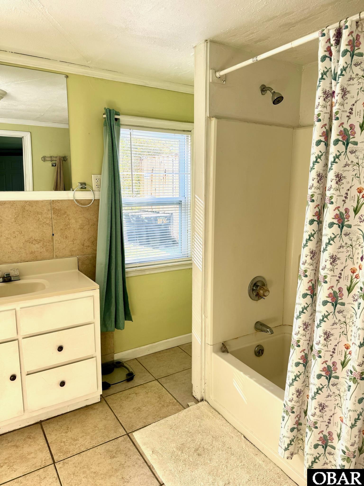 1036 George Daniels Road, Manteo, NC 27954, 3 Bedrooms Bedrooms, ,2 BathroomsBathrooms,Residential,For sale,George Daniels Road,127513