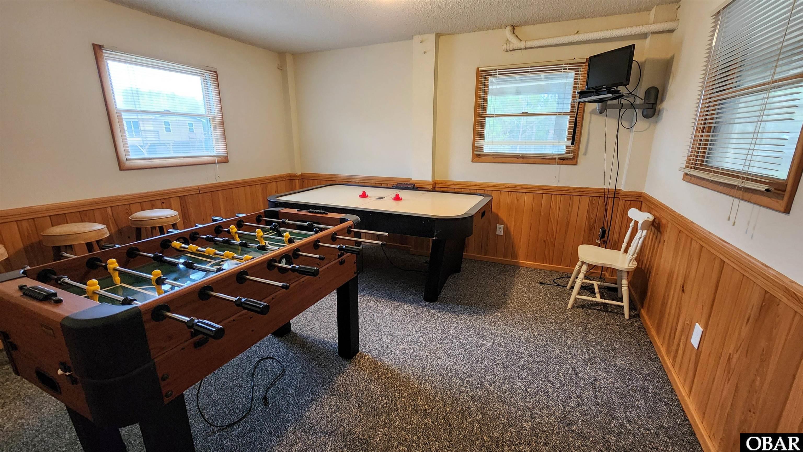 26211 Bluebeard Road, Salvo, NC 27972, 4 Bedrooms Bedrooms, ,2 BathroomsBathrooms,Residential,For sale,Bluebeard Road,127514