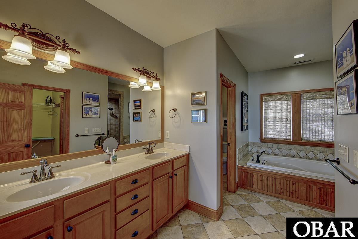 57059 Lighthouse Court, Hatteras, NC 27943, 6 Bedrooms Bedrooms, ,6 BathroomsBathrooms,Residential,For sale,Lighthouse Court,127518