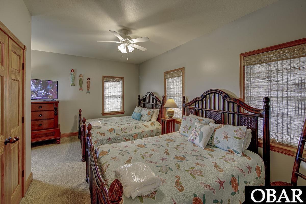57059 Lighthouse Court, Hatteras, NC 27943, 6 Bedrooms Bedrooms, ,6 BathroomsBathrooms,Residential,For sale,Lighthouse Court,127518
