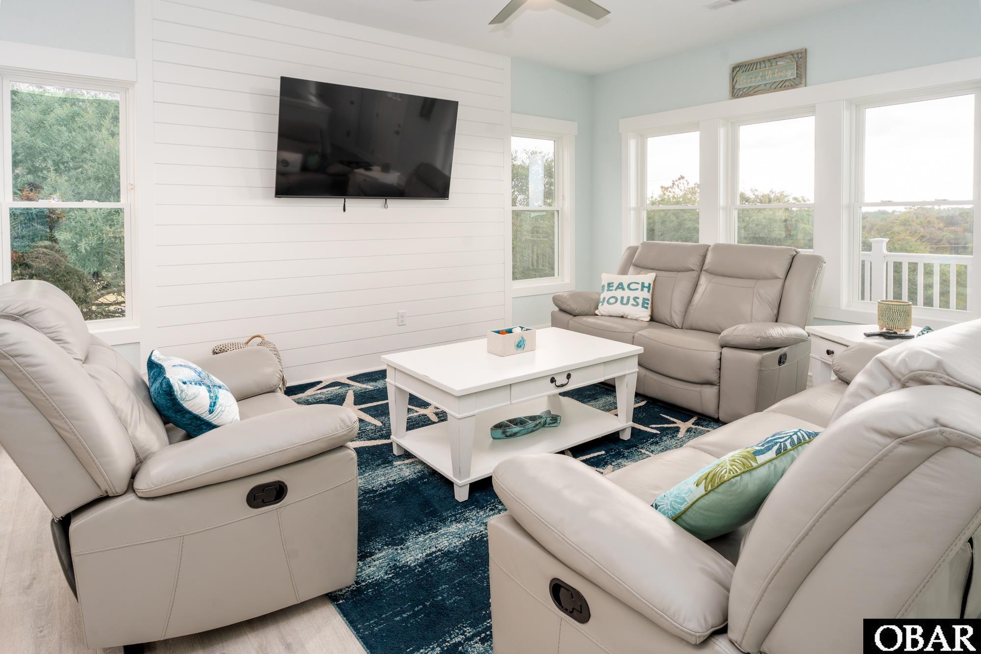 2133 Ocean Pearl Road, Corolla, NC 27927, 4 Bedrooms Bedrooms, ,3 BathroomsBathrooms,Residential,For sale,Ocean Pearl Road,127520