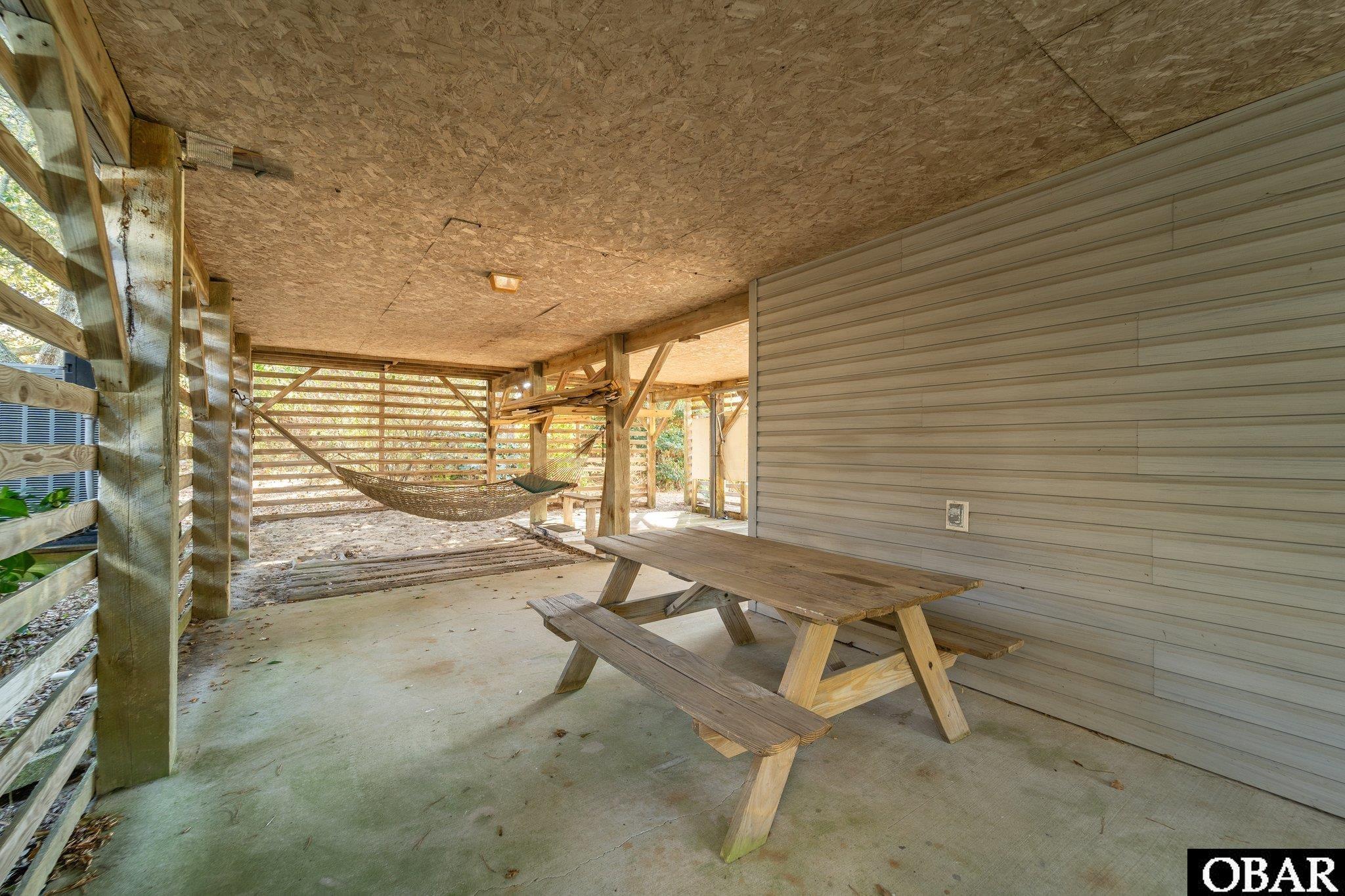 313 Wallace Street, Kill Devil Hills, NC 27948, 3 Bedrooms Bedrooms, ,2 BathroomsBathrooms,Residential,For sale,Wallace Street,127527