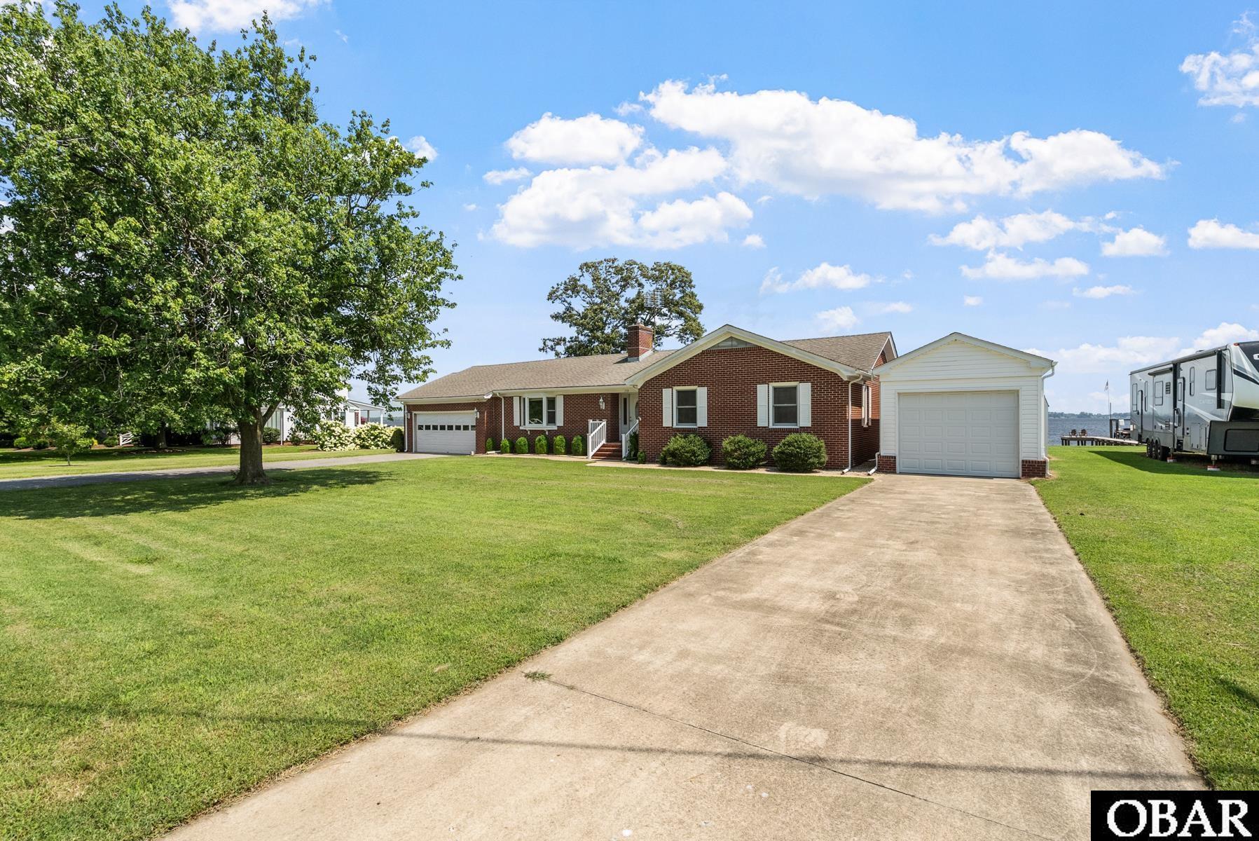 216 Bayshore Drive, Elizabeth City, NC 27909, 3 Bedrooms Bedrooms, ,2 BathroomsBathrooms,Residential,For sale,Bayshore Drive,127528