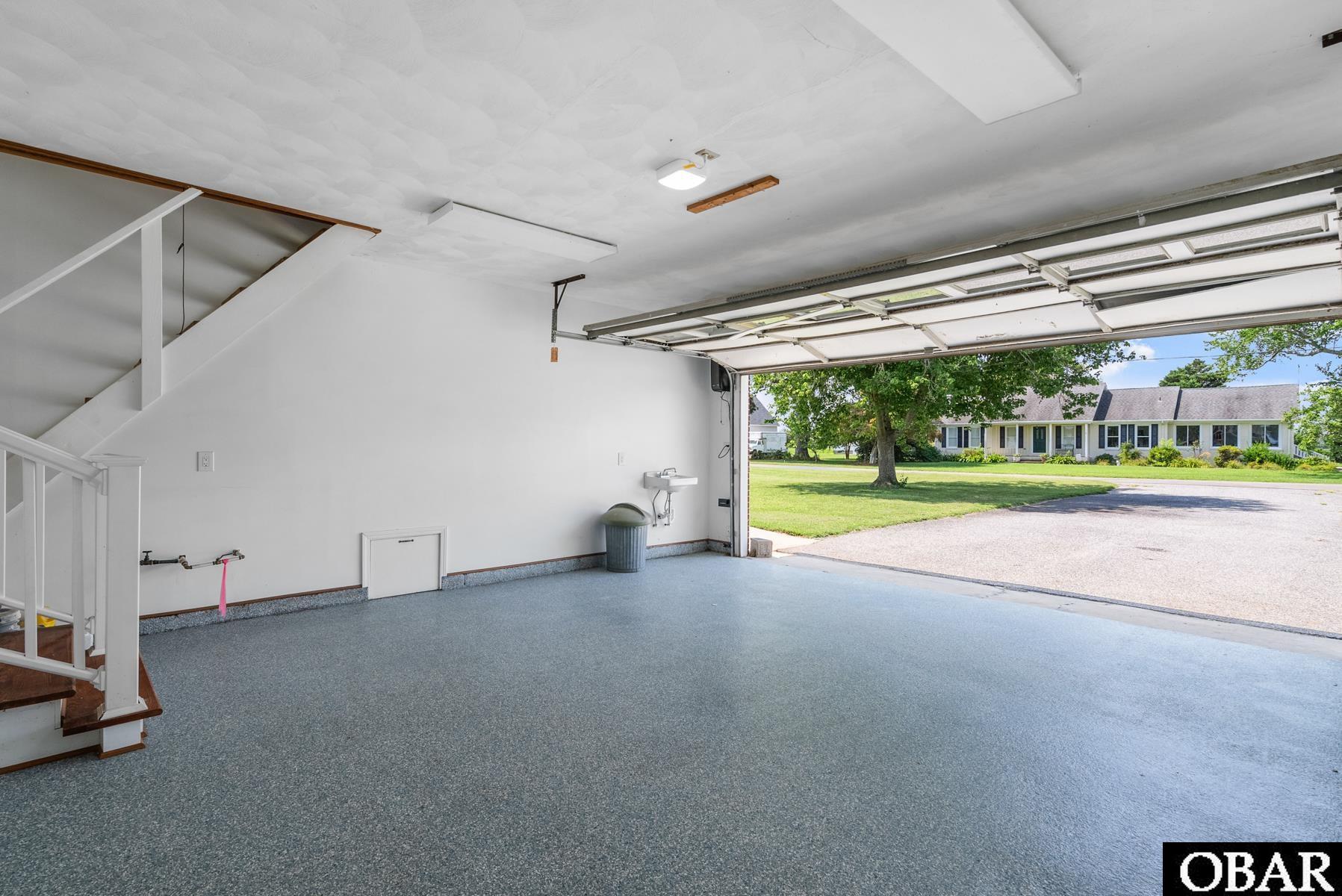 216 Bayshore Drive, Elizabeth City, NC 27909, 3 Bedrooms Bedrooms, ,2 BathroomsBathrooms,Residential,For sale,Bayshore Drive,127528