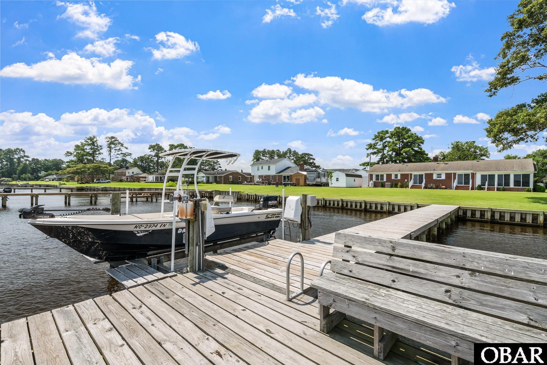 216 Bayshore Drive, Elizabeth City, NC 27909, 3 Bedrooms Bedrooms, ,2 BathroomsBathrooms,Residential,For sale,Bayshore Drive,127528