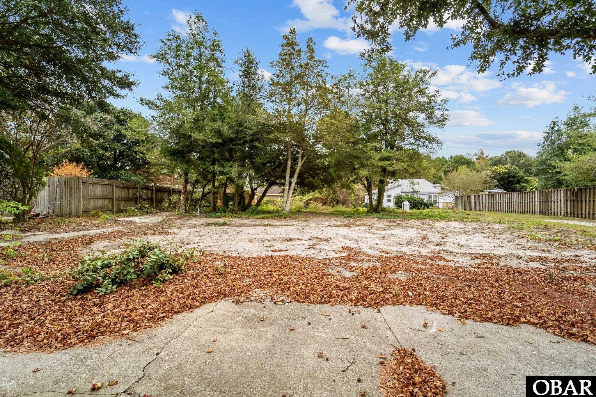 144 Roanoke Trail, Manteo, NC 27954, 3 Bedrooms Bedrooms, ,2 BathroomsBathrooms,Residential,For sale,Roanoke Trail,127529