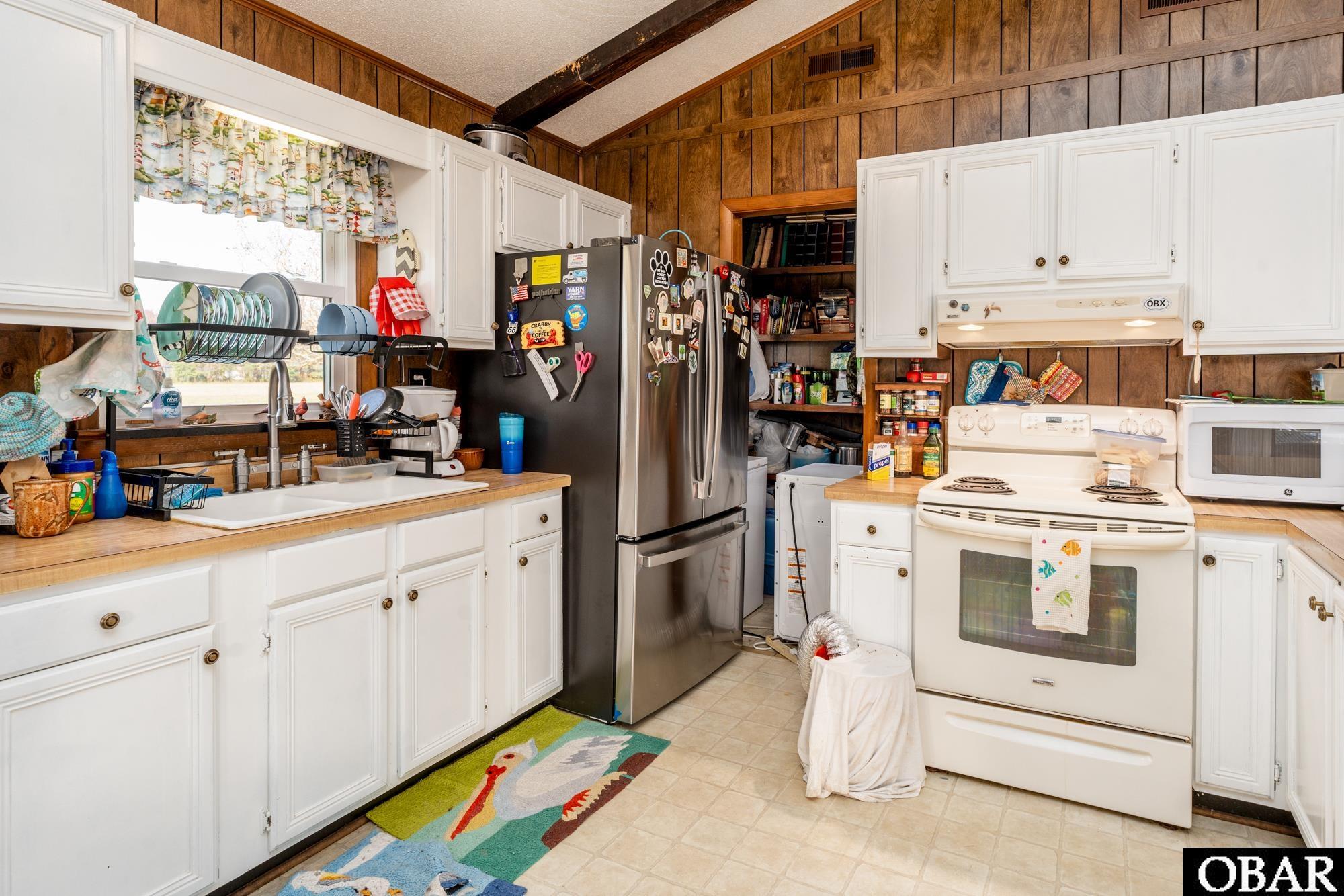 113 North River Beach Lane, Jarvisburg, NC 27947, 2 Bedrooms Bedrooms, ,1 BathroomBathrooms,Residential,For sale,North River Beach Lane,127536