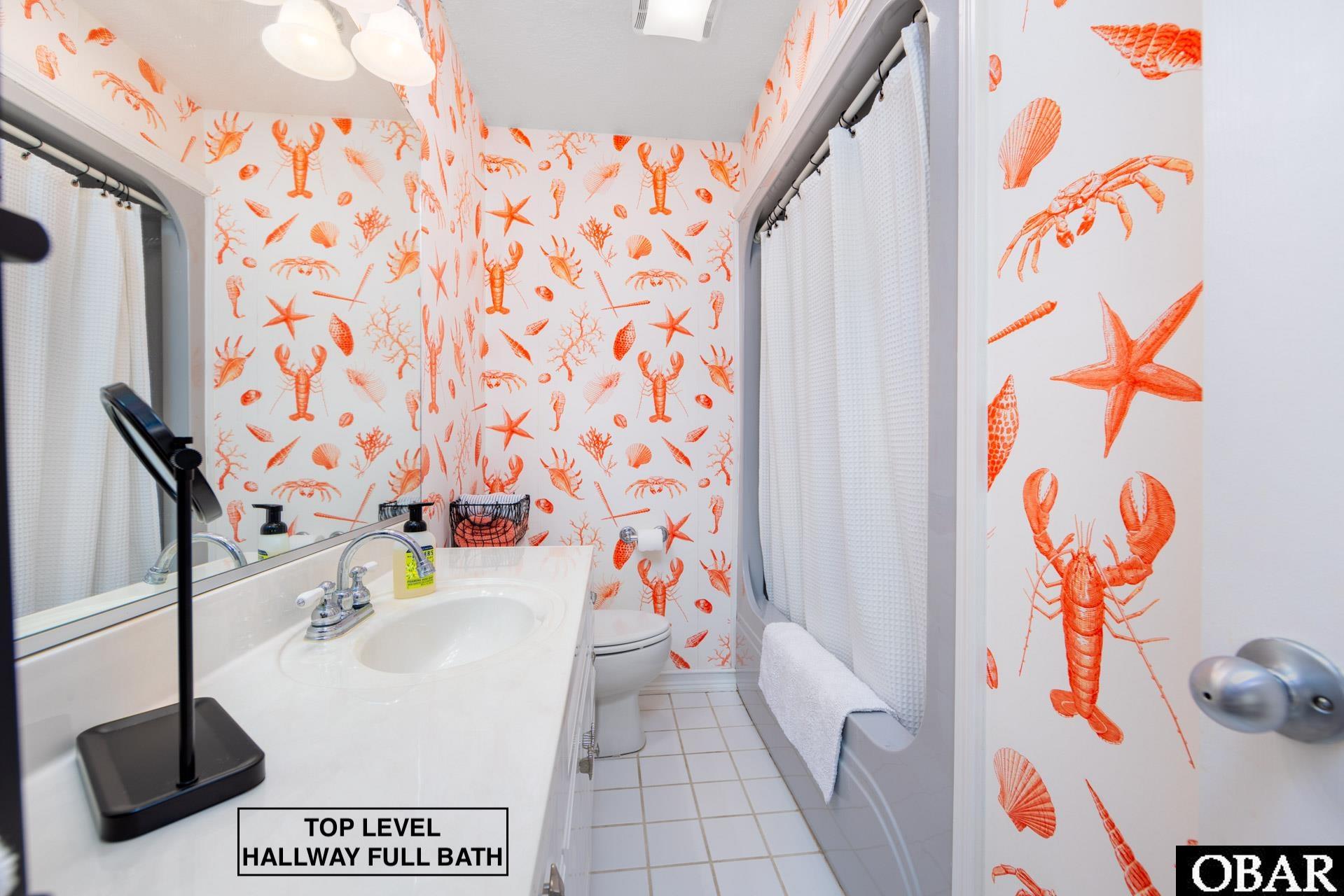 18 Pelican Watch Way, Southern Shores, NC 27949-3619, 4 Bedrooms Bedrooms, ,3 BathroomsBathrooms,Residential,For sale,Pelican Watch Way,127541