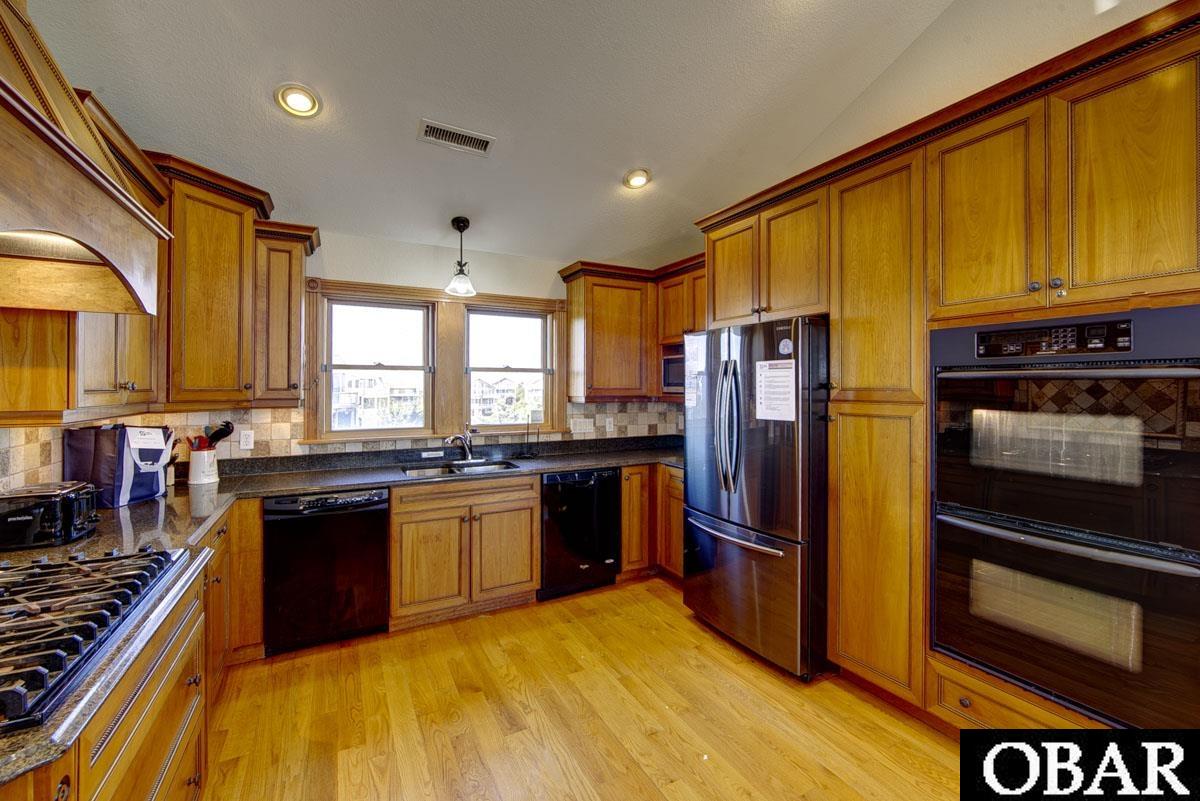 27249 Farrow Drive, Salvo, NC 27972, 6 Bedrooms Bedrooms, ,6 BathroomsBathrooms,Residential,For sale,Farrow Drive,127549