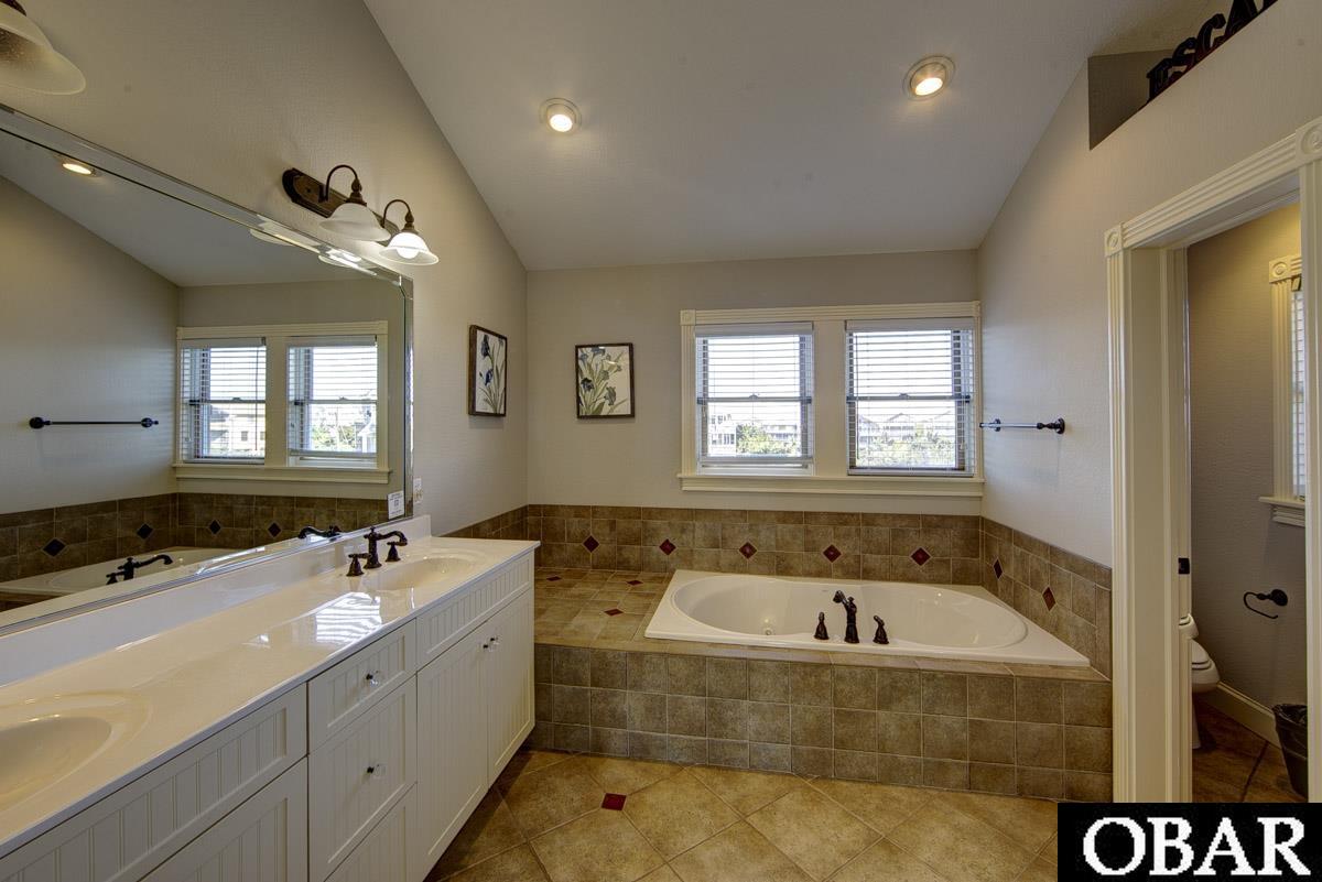 27249 Farrow Drive, Salvo, NC 27972, 6 Bedrooms Bedrooms, ,6 BathroomsBathrooms,Residential,For sale,Farrow Drive,127549
