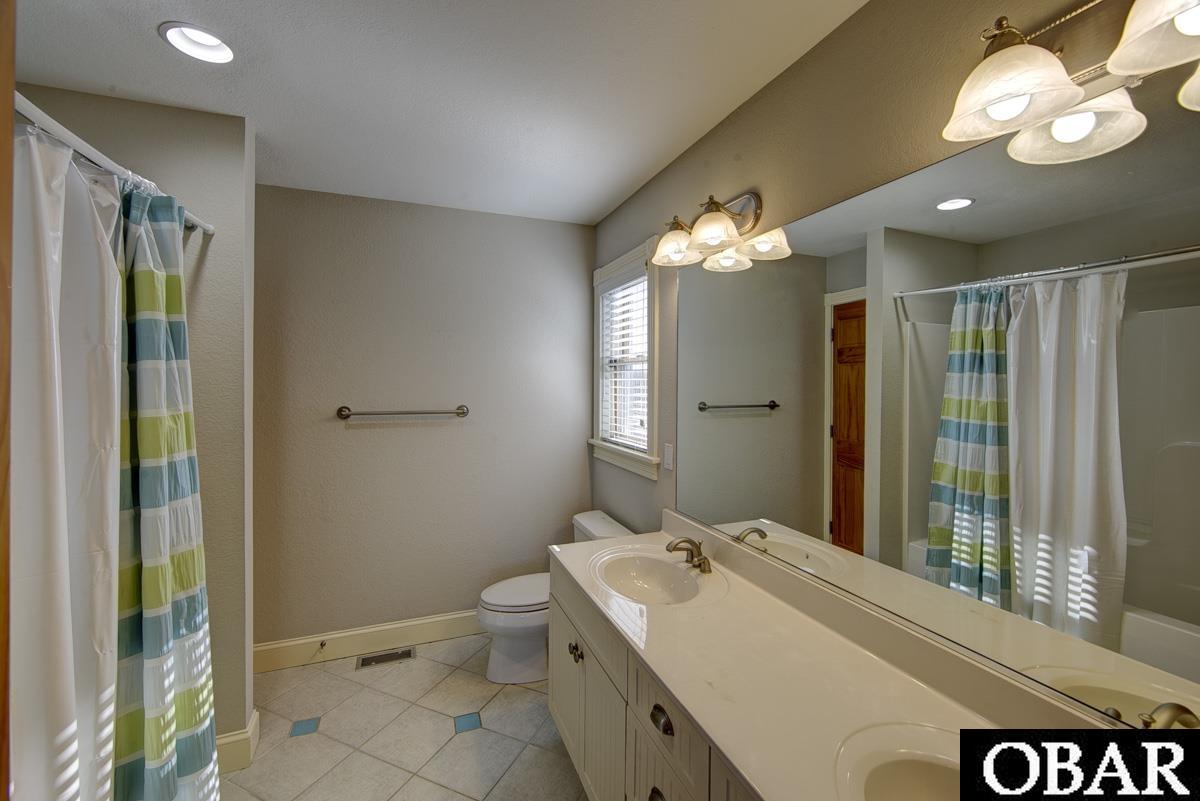 27249 Farrow Drive, Salvo, NC 27972, 6 Bedrooms Bedrooms, ,6 BathroomsBathrooms,Residential,For sale,Farrow Drive,127549
