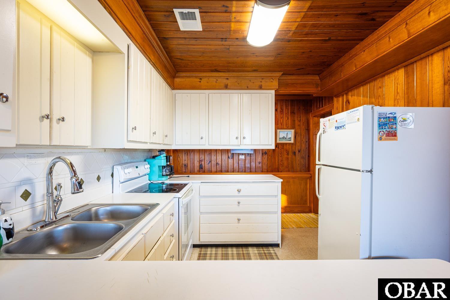8112 S Old Oregon Inlet Road, Nags Head, NC 27959, 3 Bedrooms Bedrooms, ,2 BathroomsBathrooms,Residential,For sale,Old Oregon Inlet Road,127550